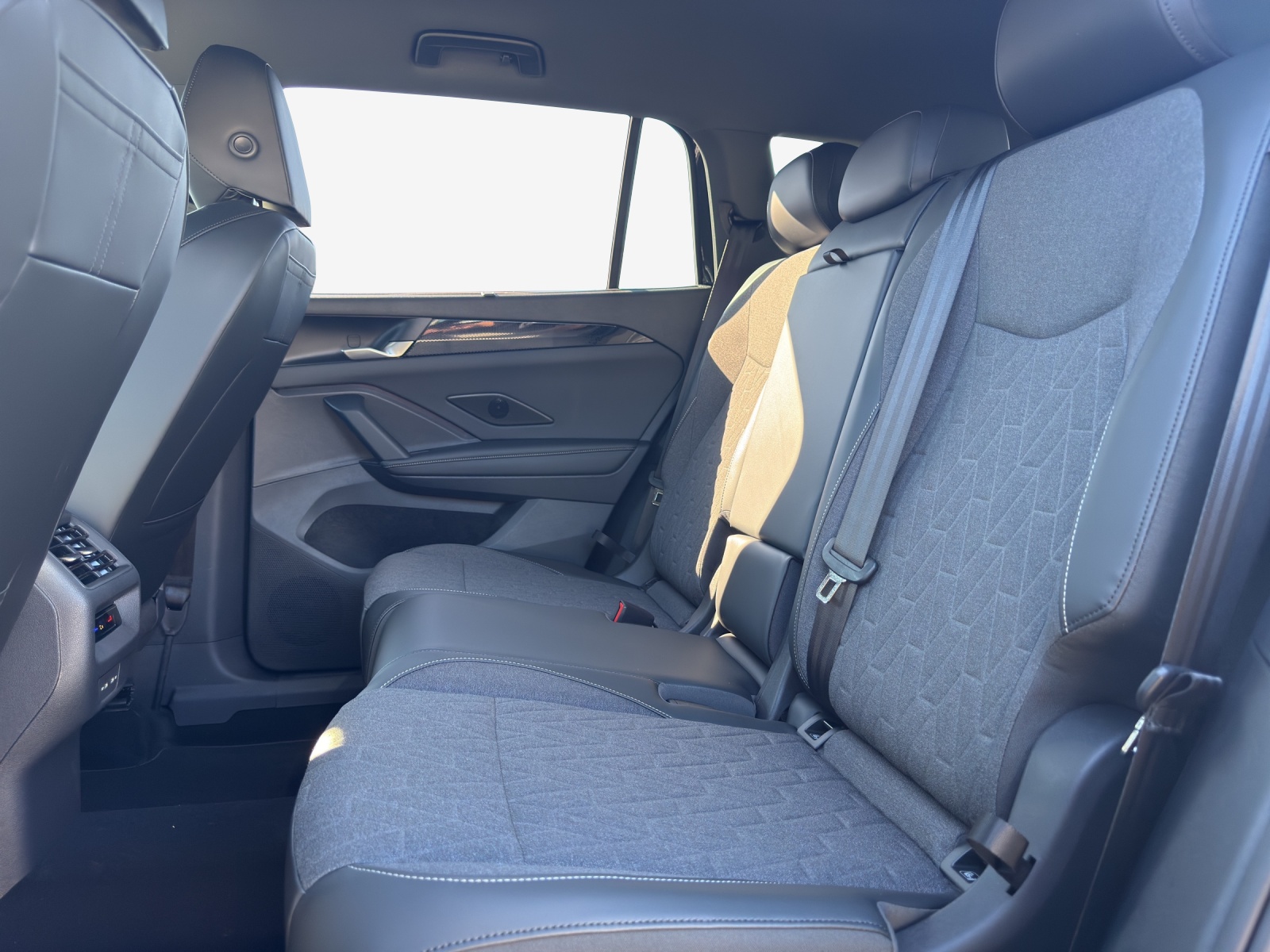 VW Tayron 1.5 TSI evo2 eHybrid Life DSG-image-11