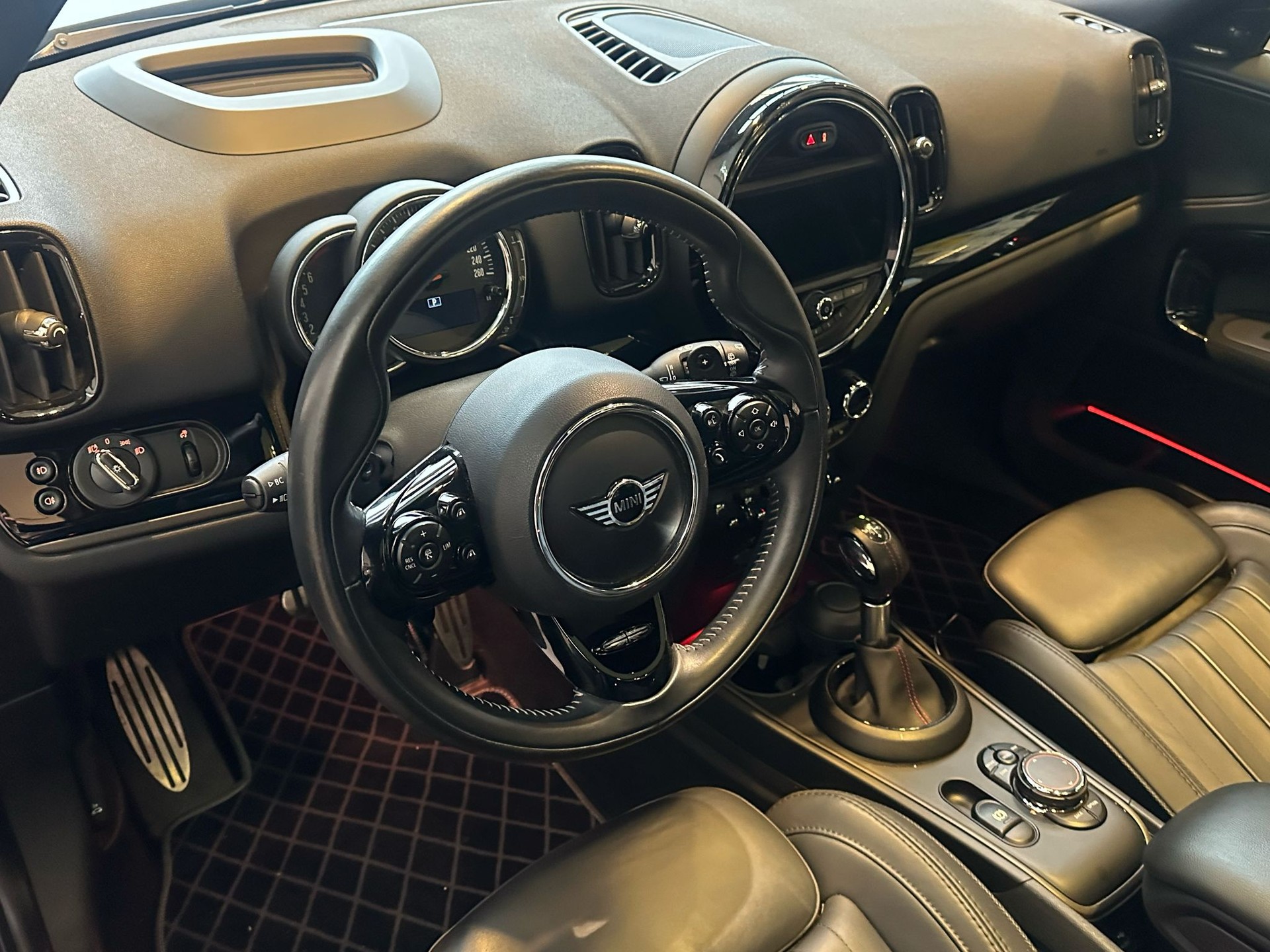 MINI Countryman Cooper S ALL4 Steptronic-image-7