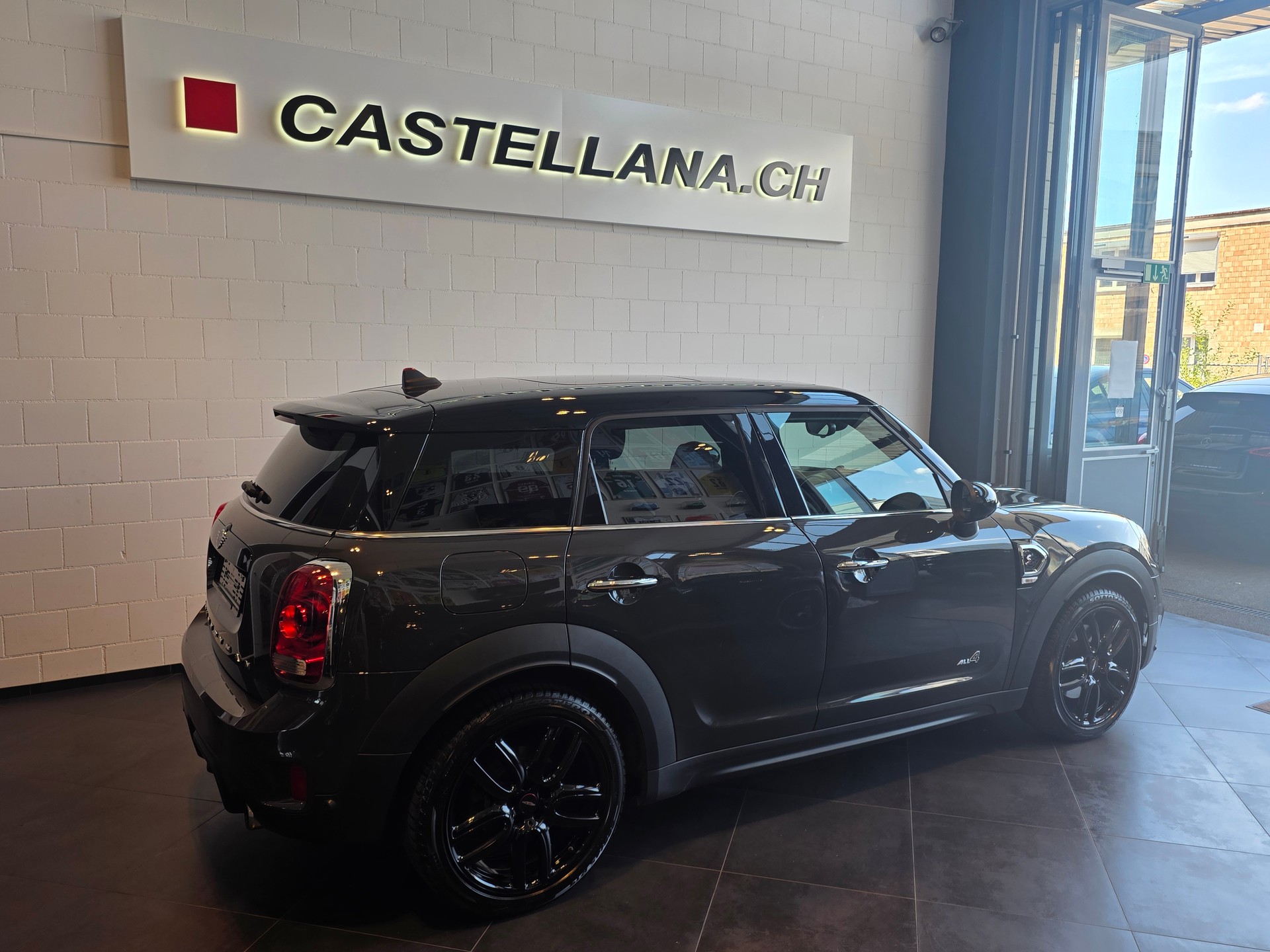 MINI Countryman Cooper S ALL4 Steptronic-image-3