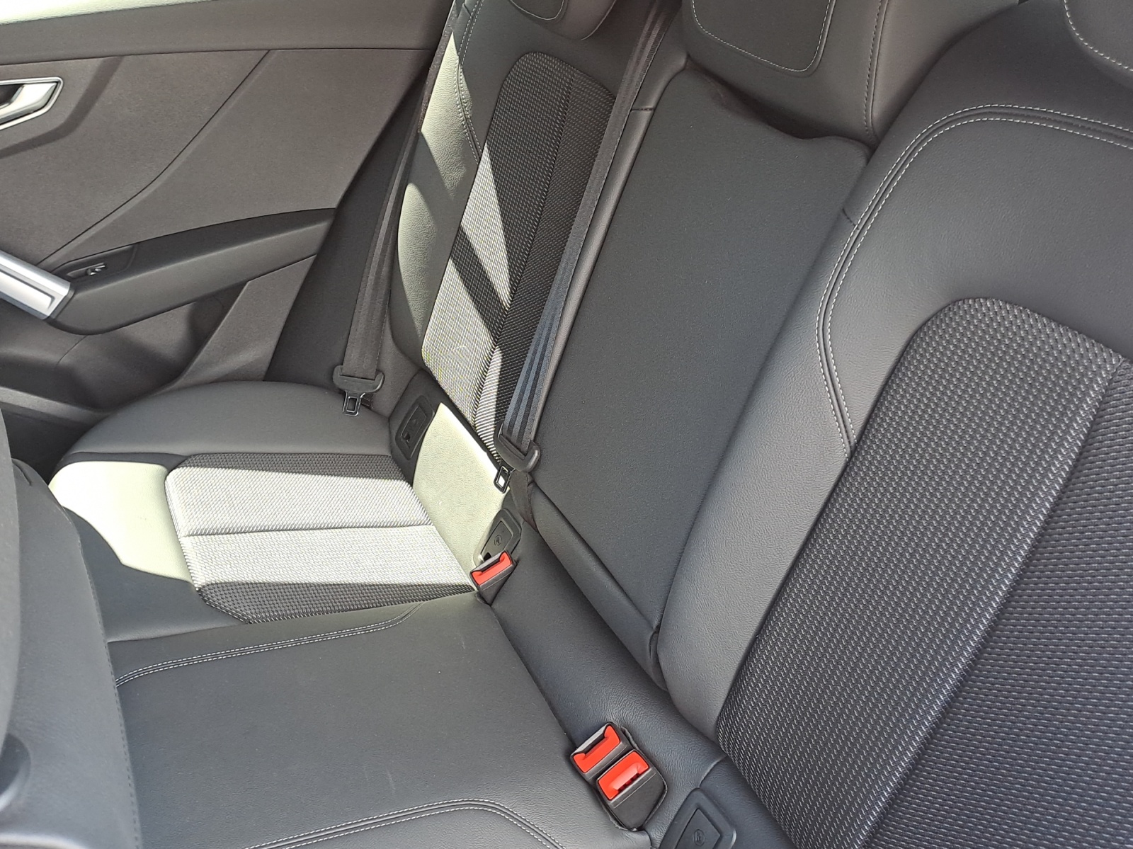 AUDI Q2 35 TFSI advanced S-tronic-image-11