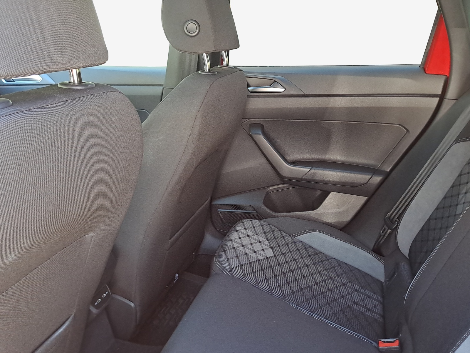 VW Polo 1.0 TSI R-Line DSG-image-11