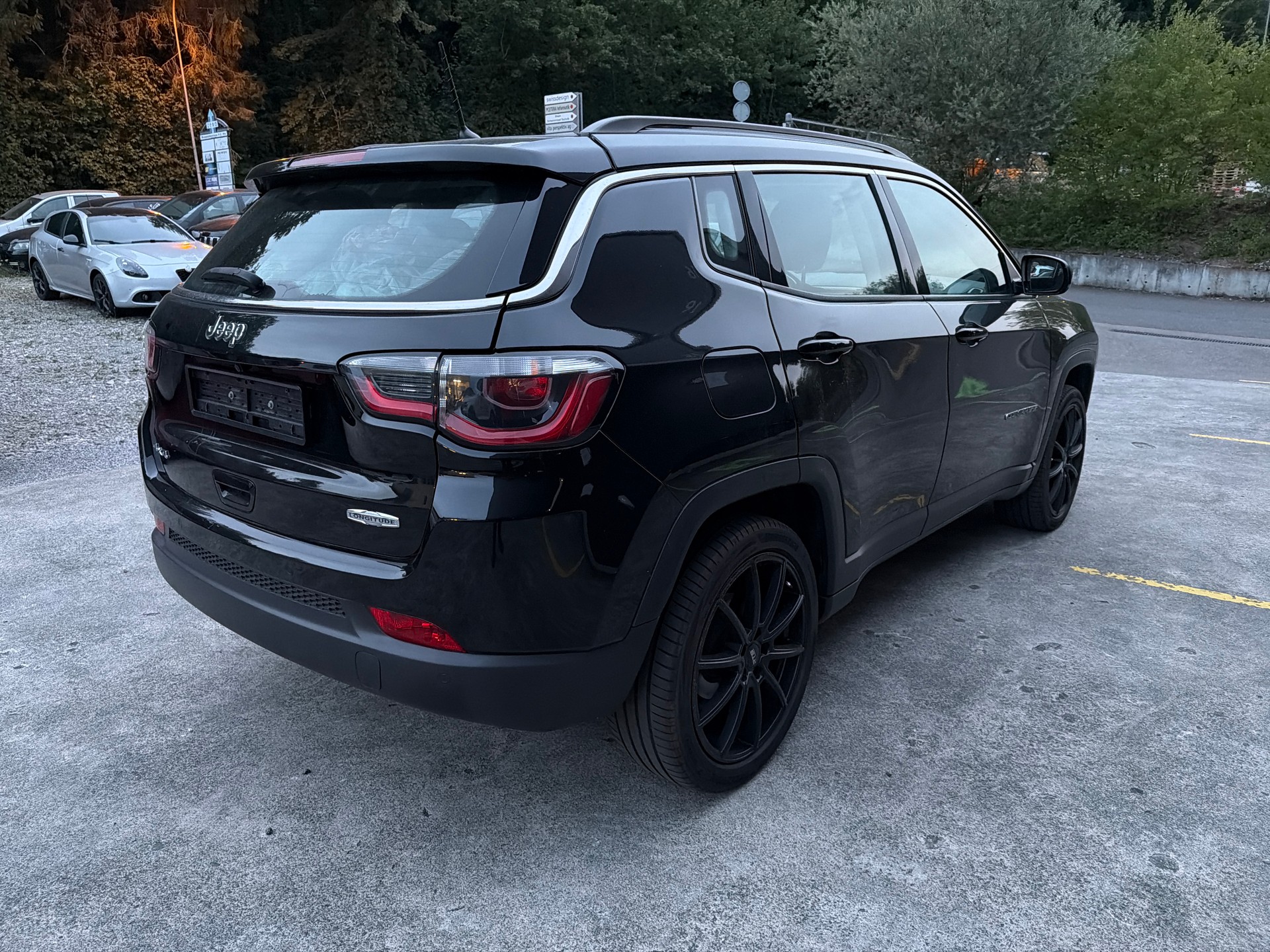 JEEP Compass 2.0CRD Longtitude AWD 9ATX-image-4