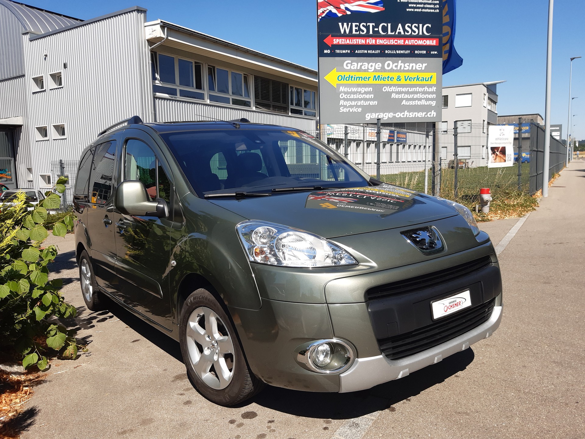 PEUGEOT Partner 1.6 HDI Outdoor-image-4