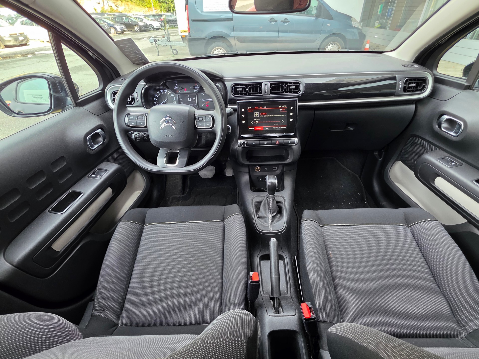 CITROEN C3 1.2i PureTech Feel EAT-image-8