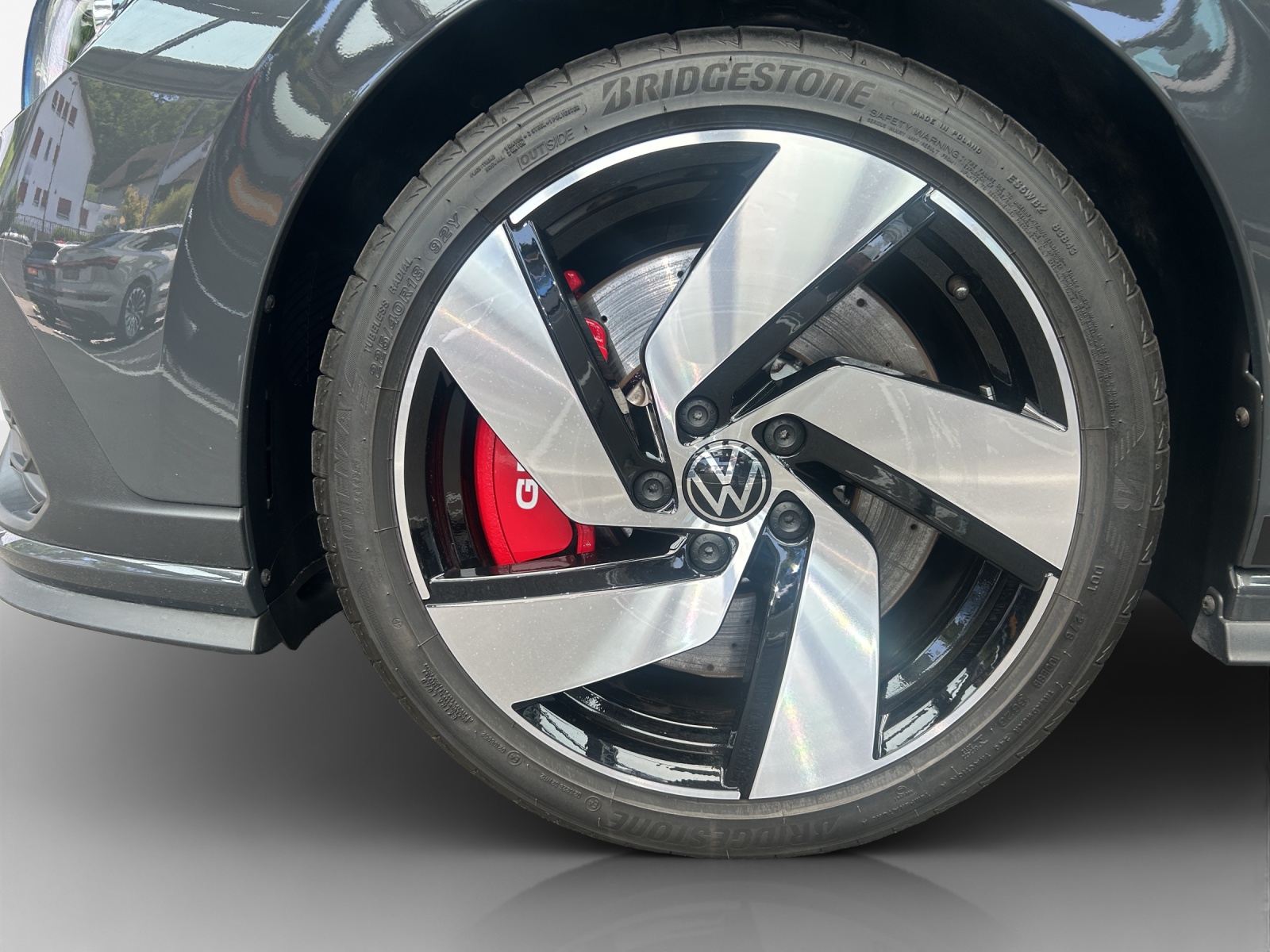 VW Golf 2.0 TSI GTI Clubsport DSG-image-13