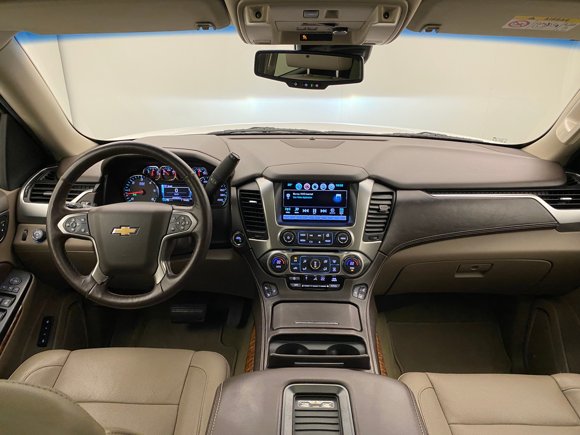 CHEVROLET Suburban 5.3 Premier-image-6