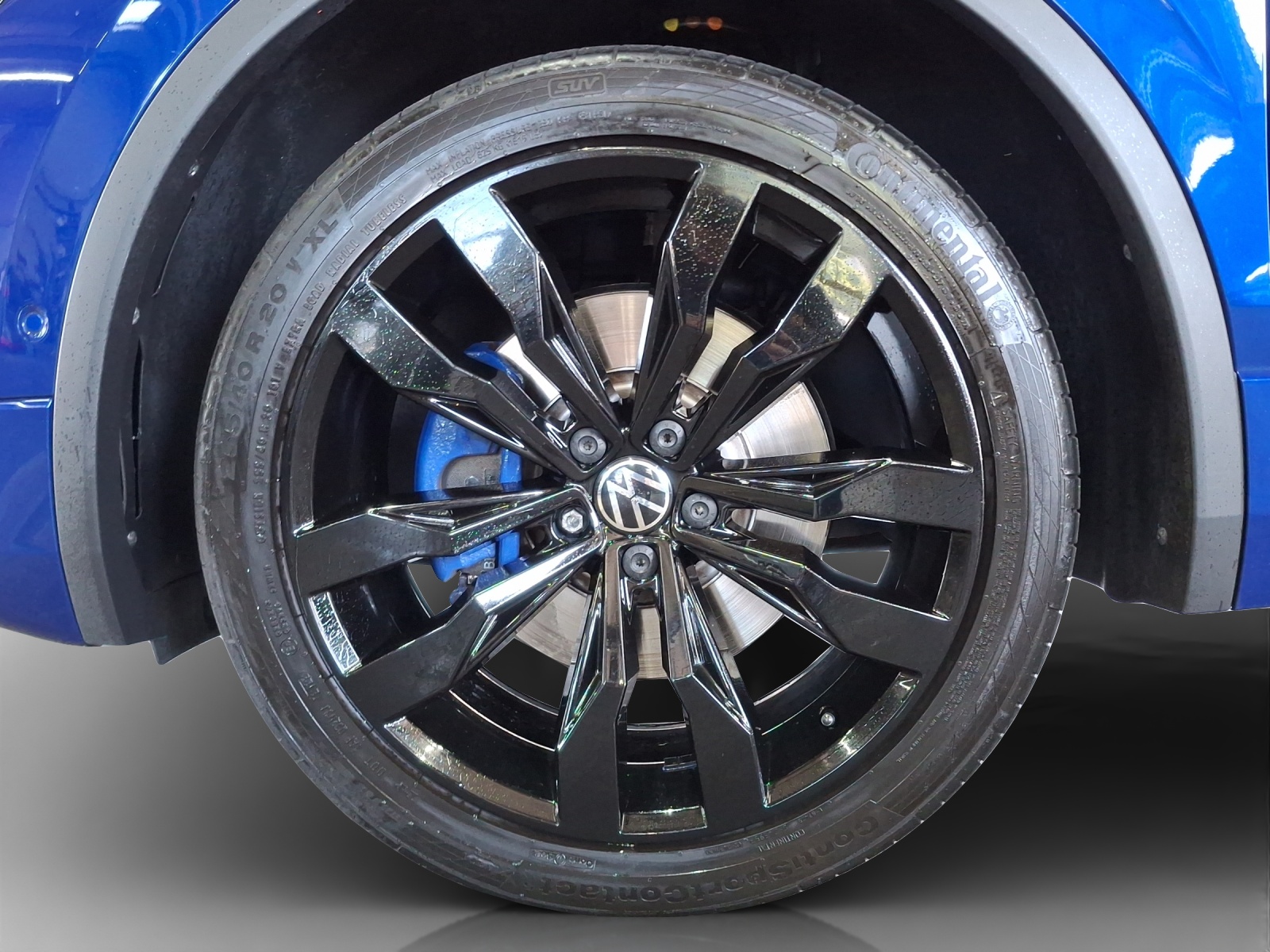 VW Tiguan 2.0TSI R-Line 4Motion DSG-image-14