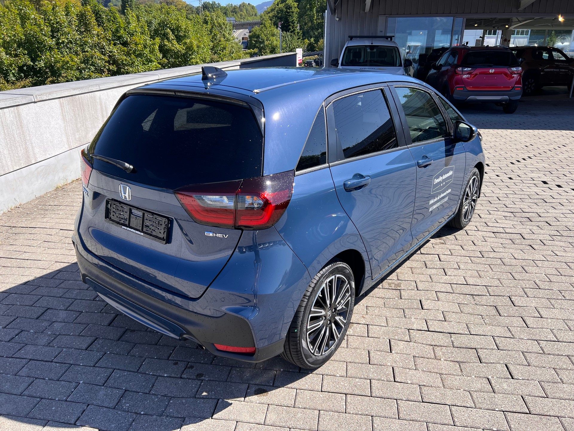 HONDA Jazz 1.5i-MMD Advance E-CVT-image-2