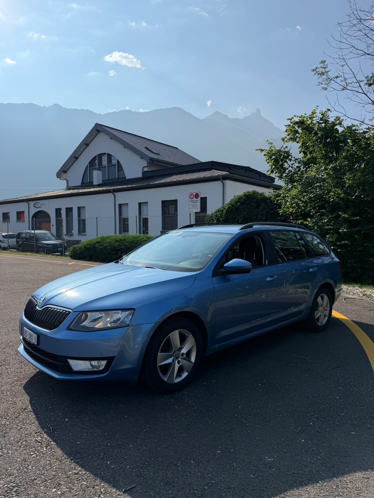 SKODA Octavia Combi 1.6 TDI Style 4x4-image-0