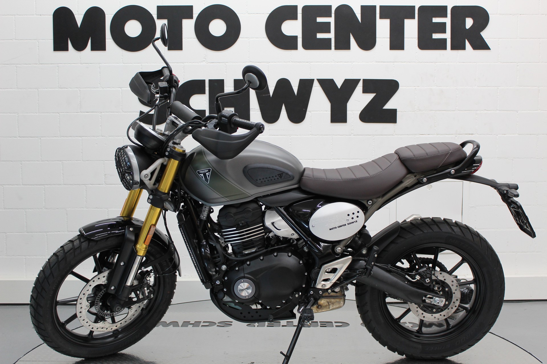 TRIUMPH Scrambler 400 X-image-3