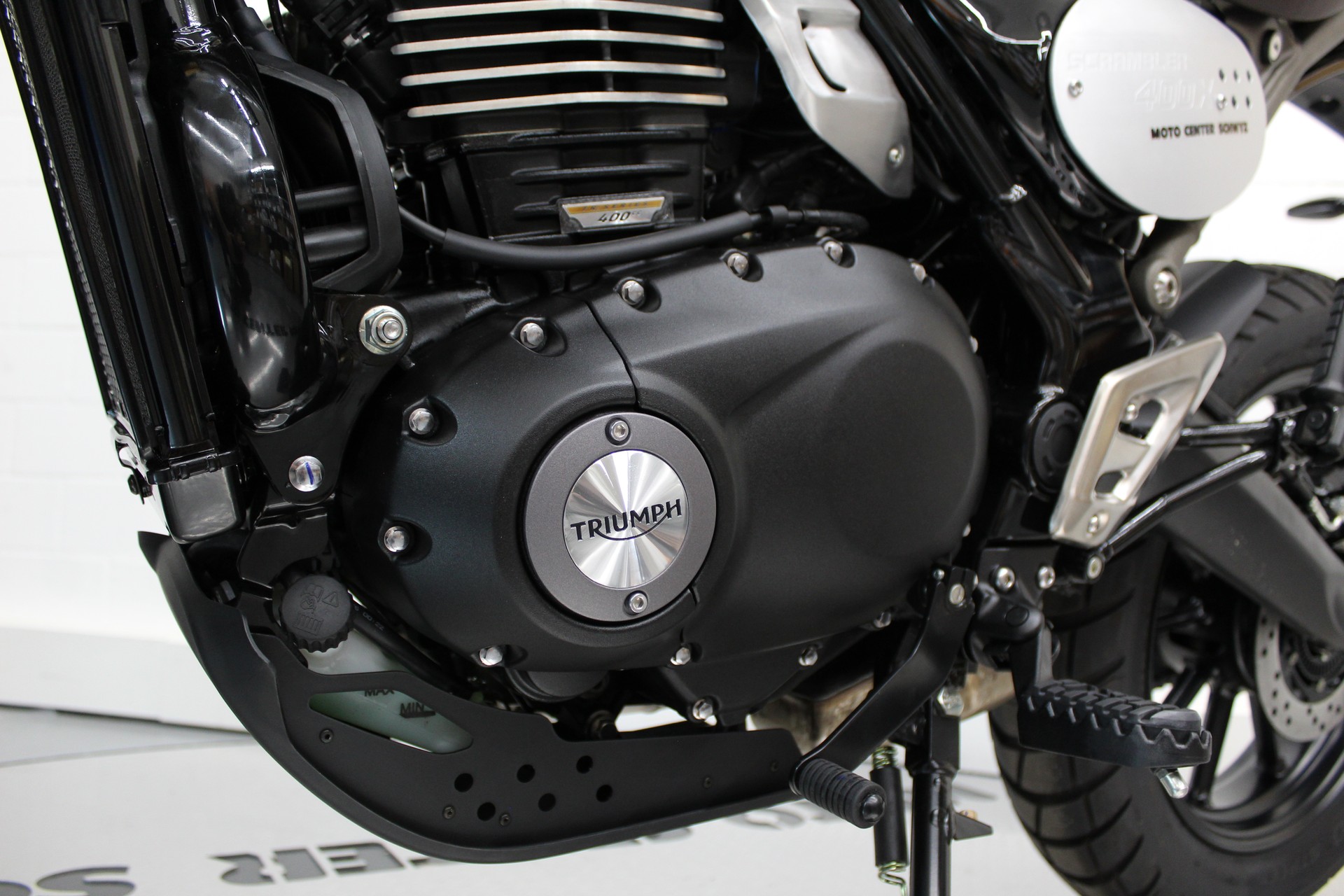 TRIUMPH Scrambler 400 X-image-5