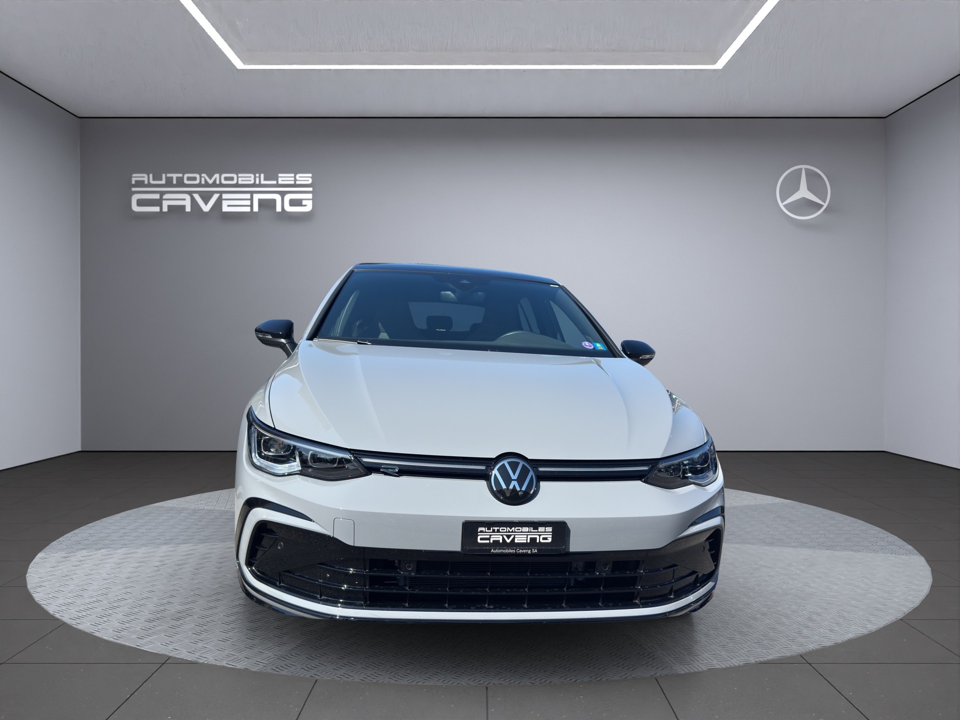 VW Golf 1.5 eTSI mHEV ACT R-Line DSG-image-7