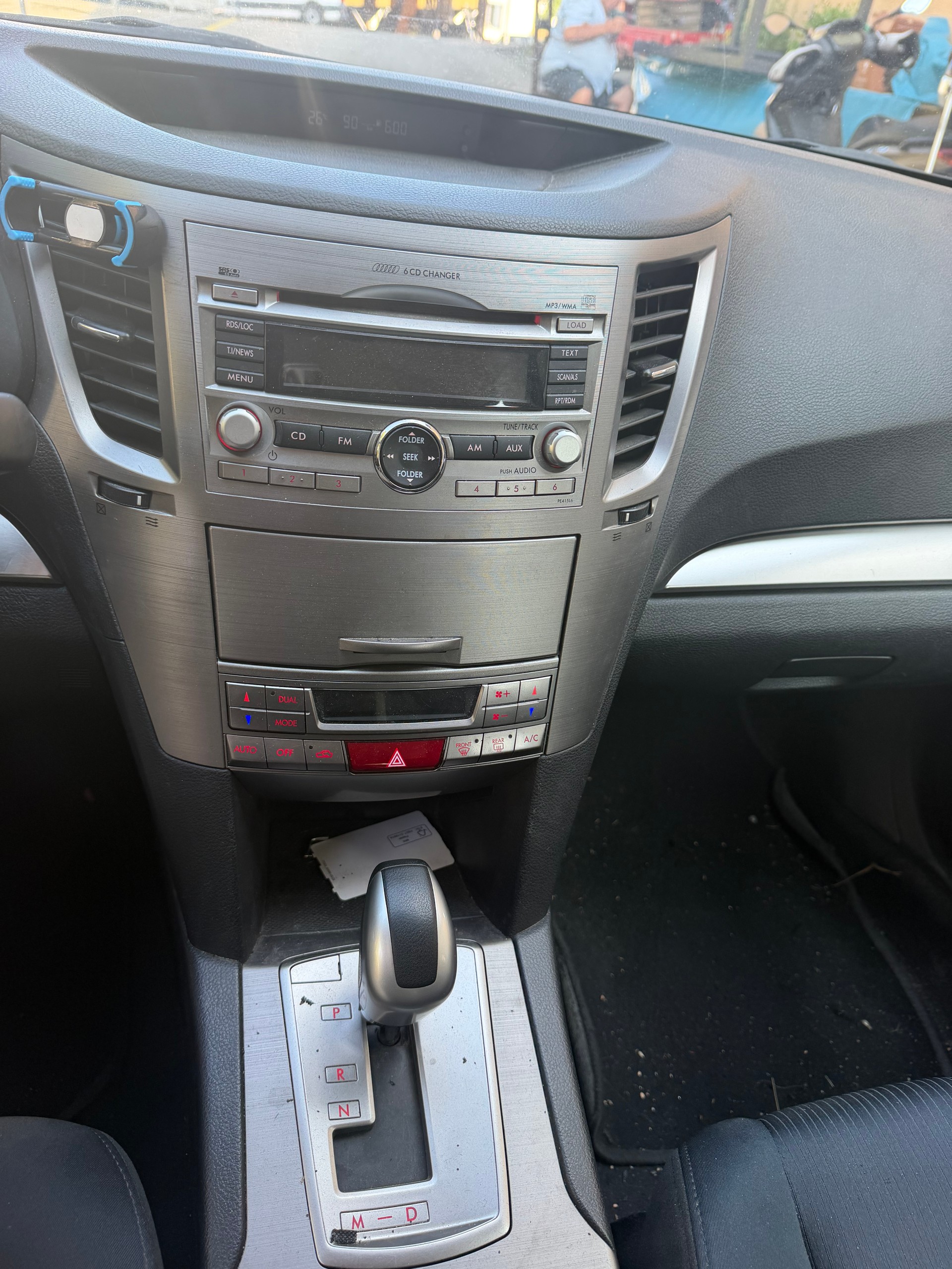 SUBARU Legacy 2.5i Swiss AWD Lineartronic-image-11