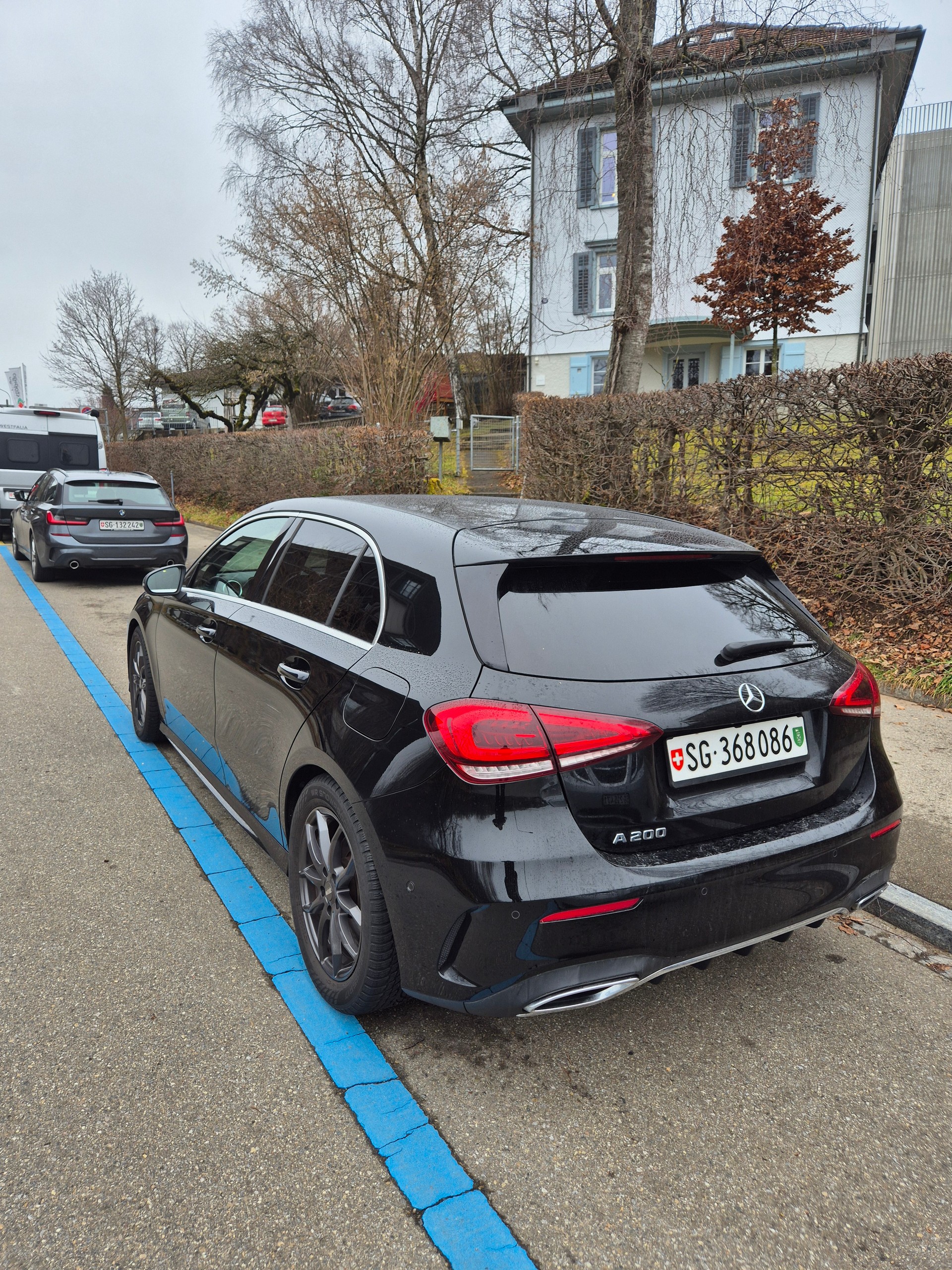 MERCEDES-BENZ A 200-image-2