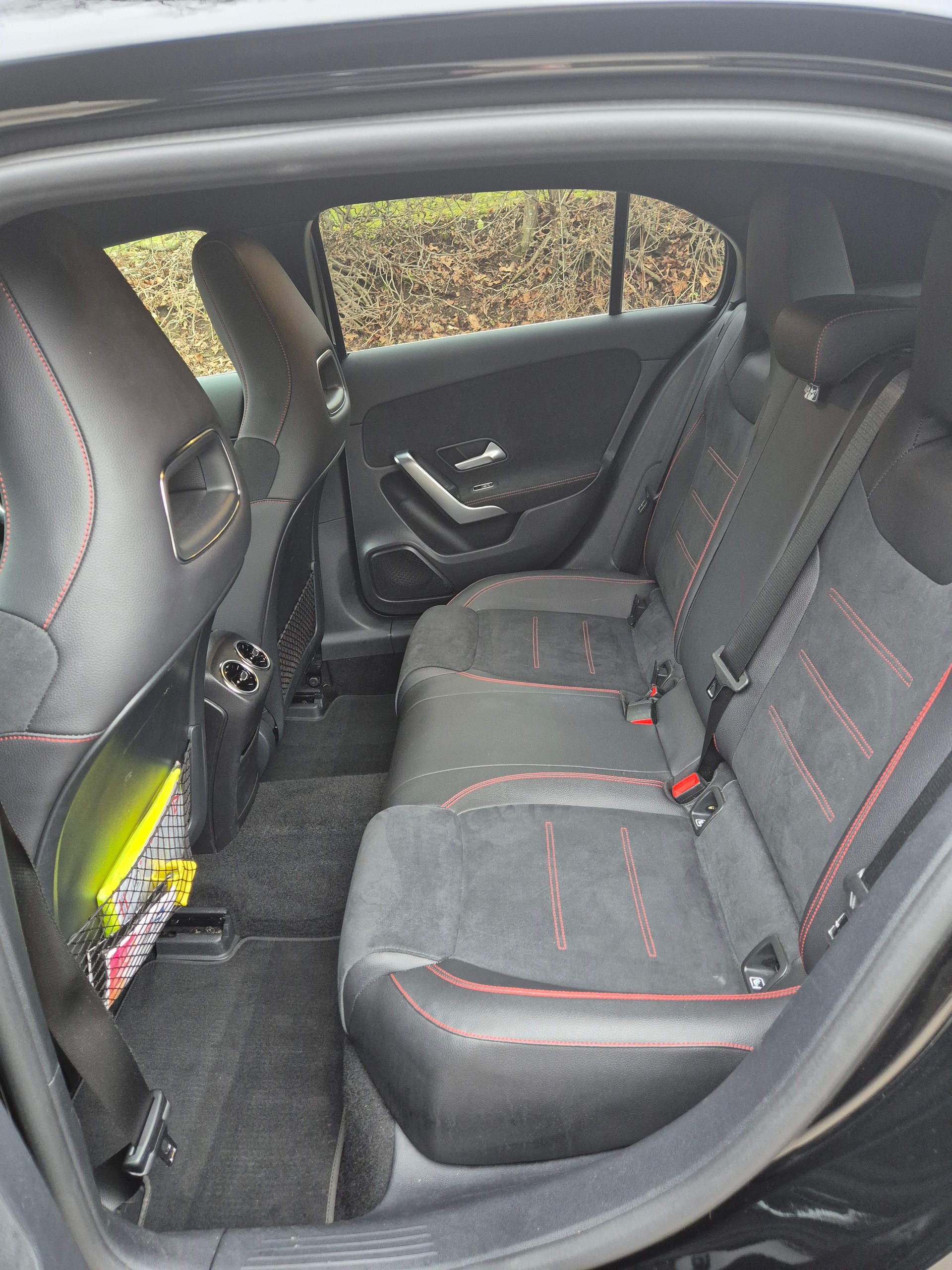 MERCEDES-BENZ A 200-image-4