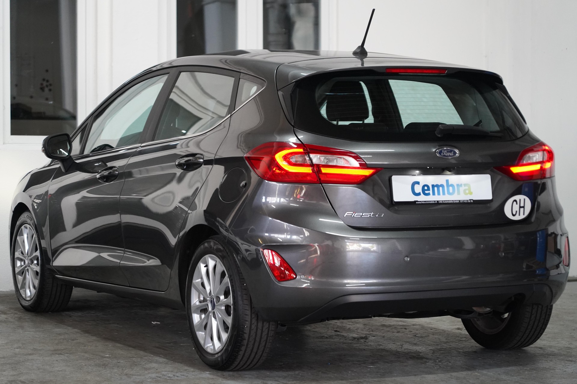 FORD Fiesta 1.0 SCTi Business Automat-image-5