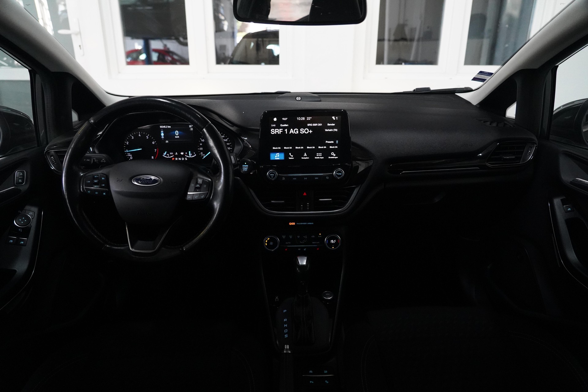 FORD Fiesta 1.0 SCTi Business Automat-image-12