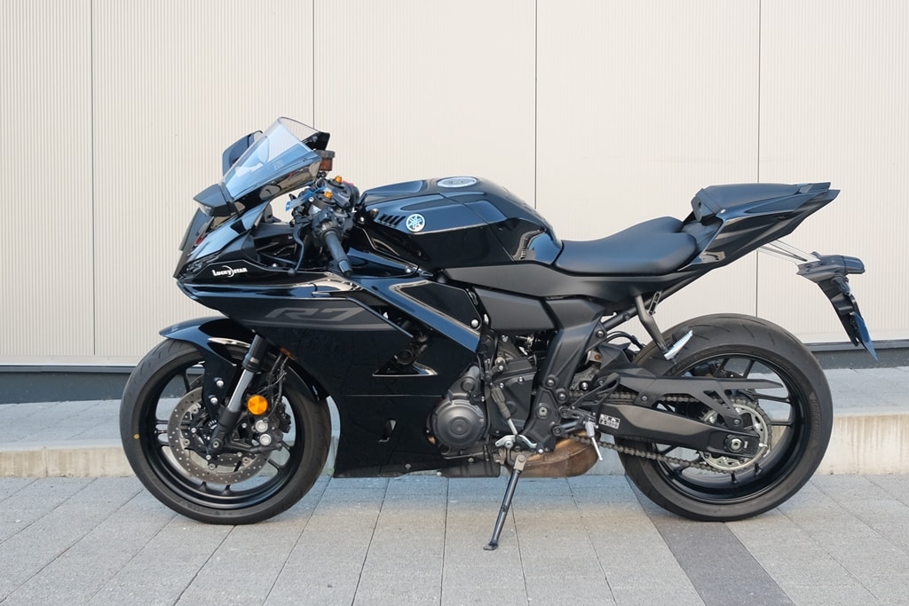 YAMAHA R7 ABS-showroom-element-2