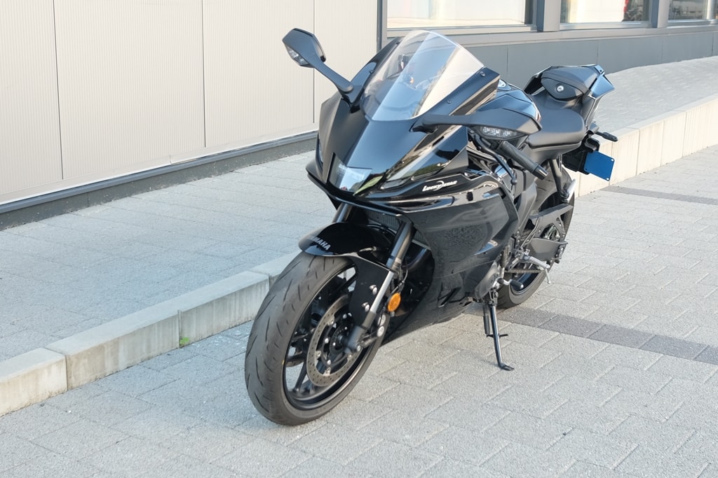 YAMAHA R7 ABS-showroom-element-1