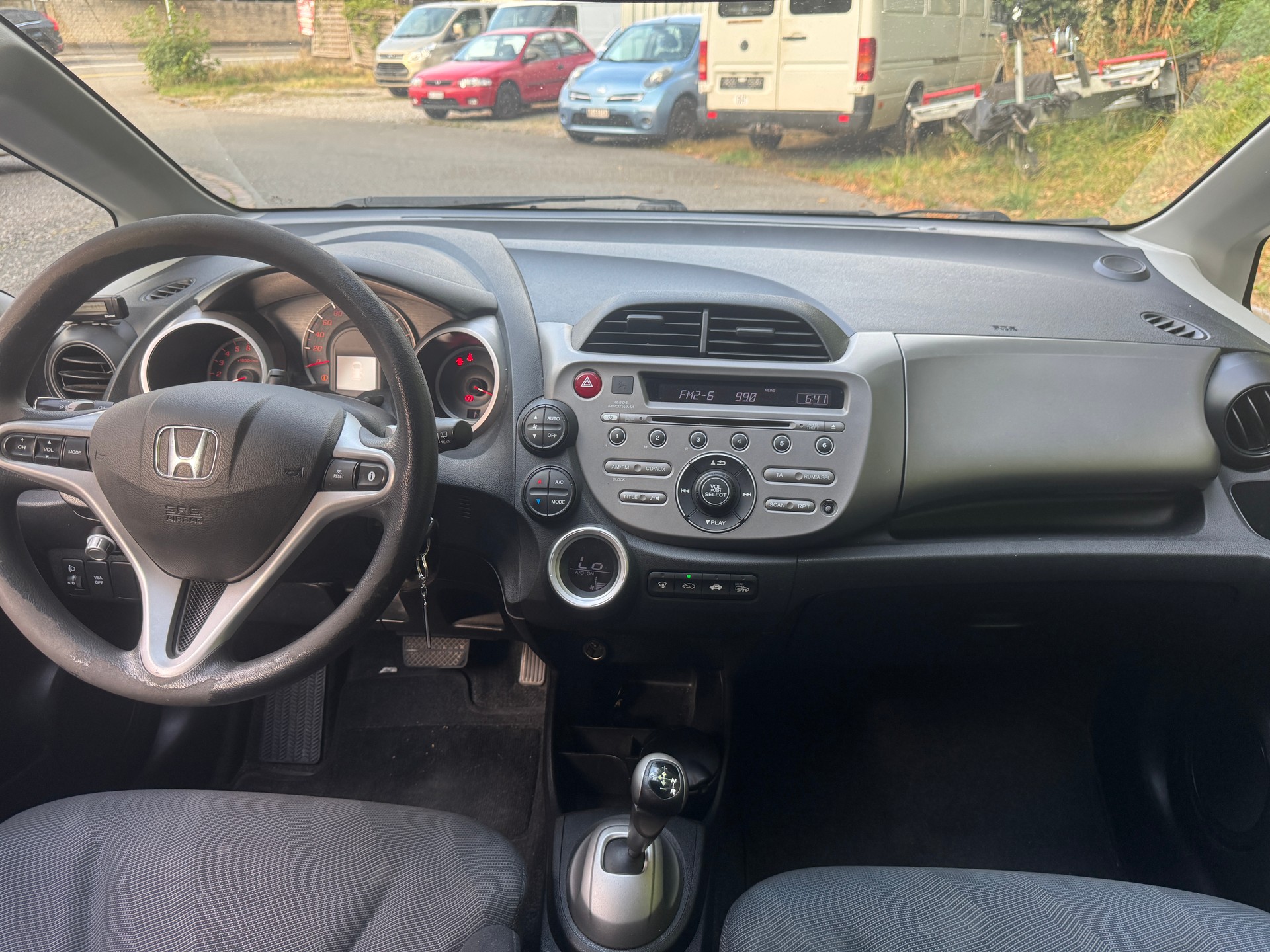 HONDA Jazz 1.4i Elegance i-Shift-image-13