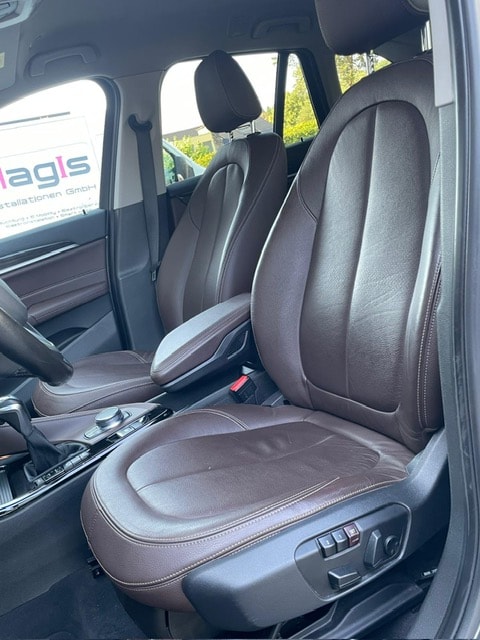 BMW X1 xDrive 25i Steptronic-image-14