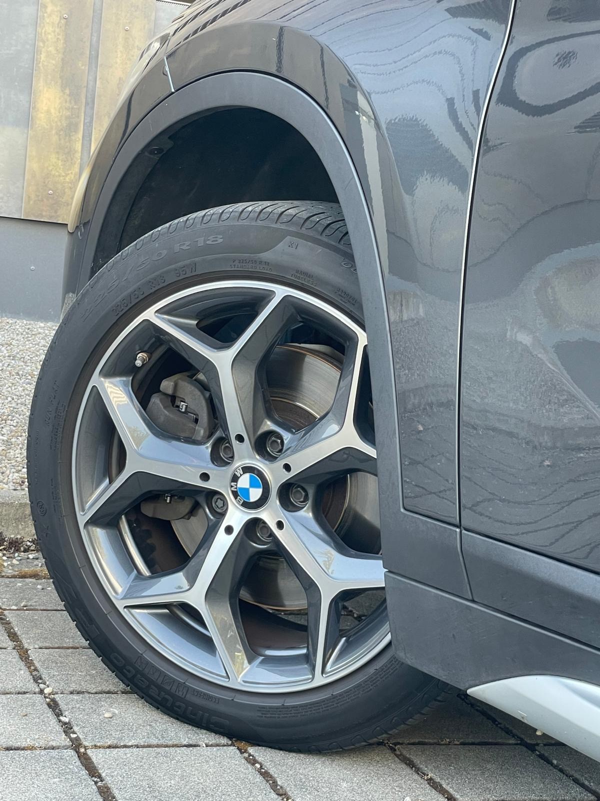 BMW X1 xDrive 25i Steptronic-image-11