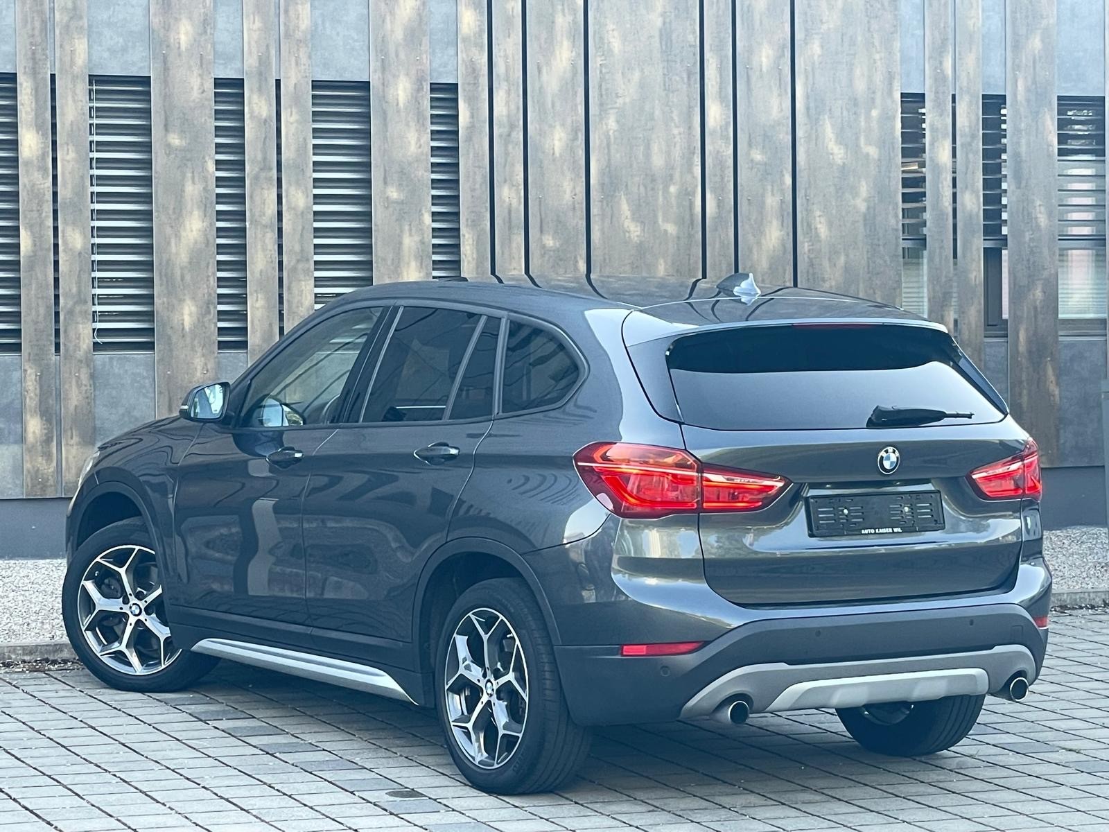 BMW X1 xDrive 25i Steptronic-image-10