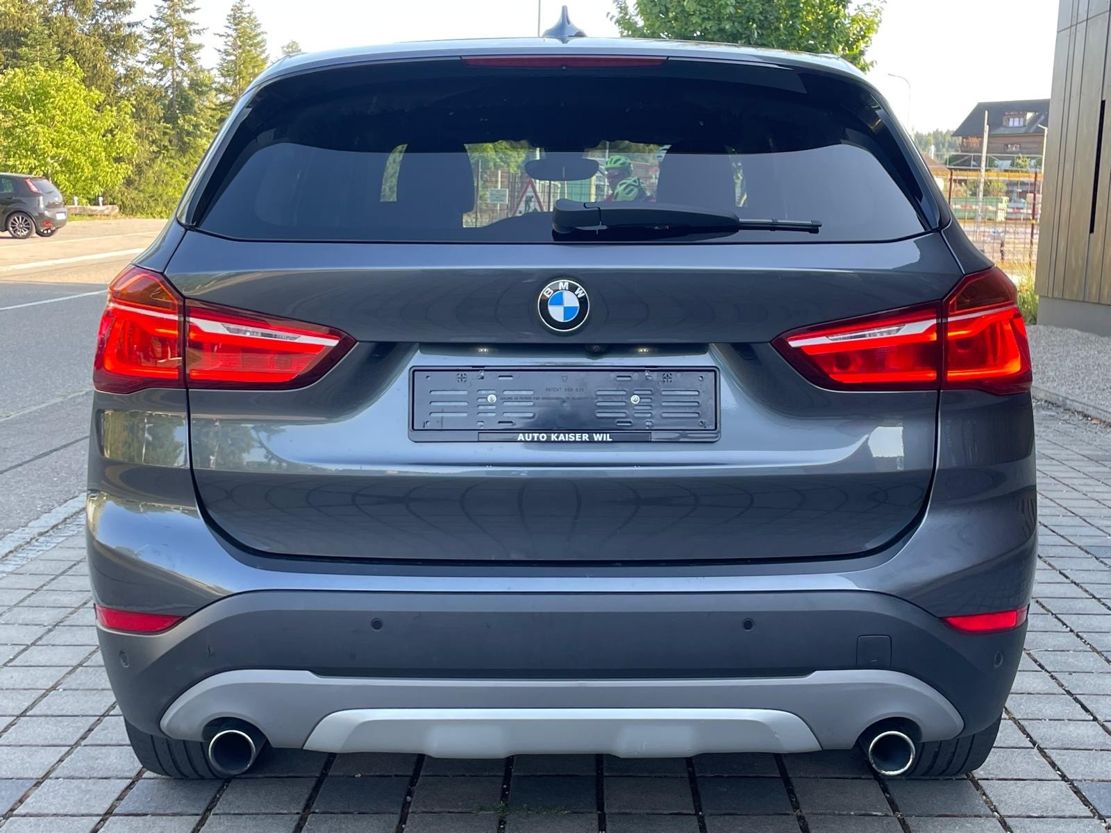 BMW X1 xDrive 25i Steptronic-image-7