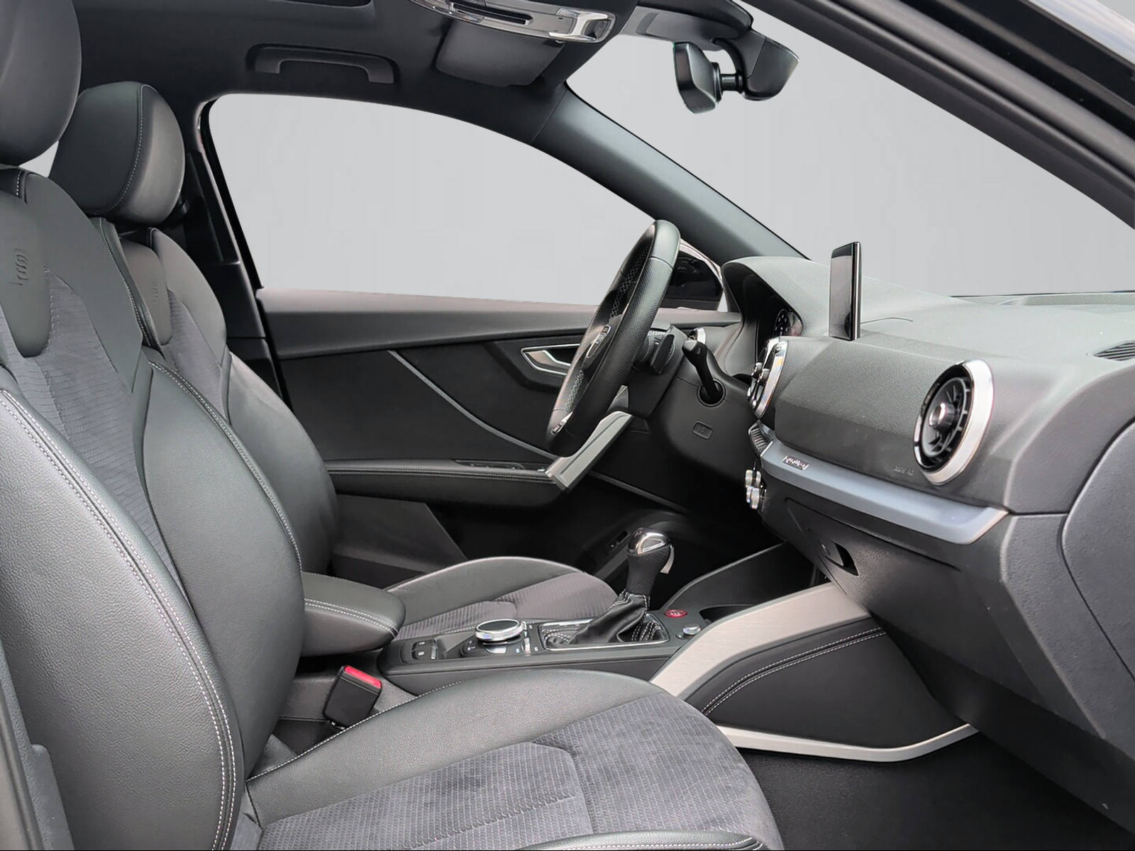 AUDI SQ2 TFSI quattro S-tronic-image-6