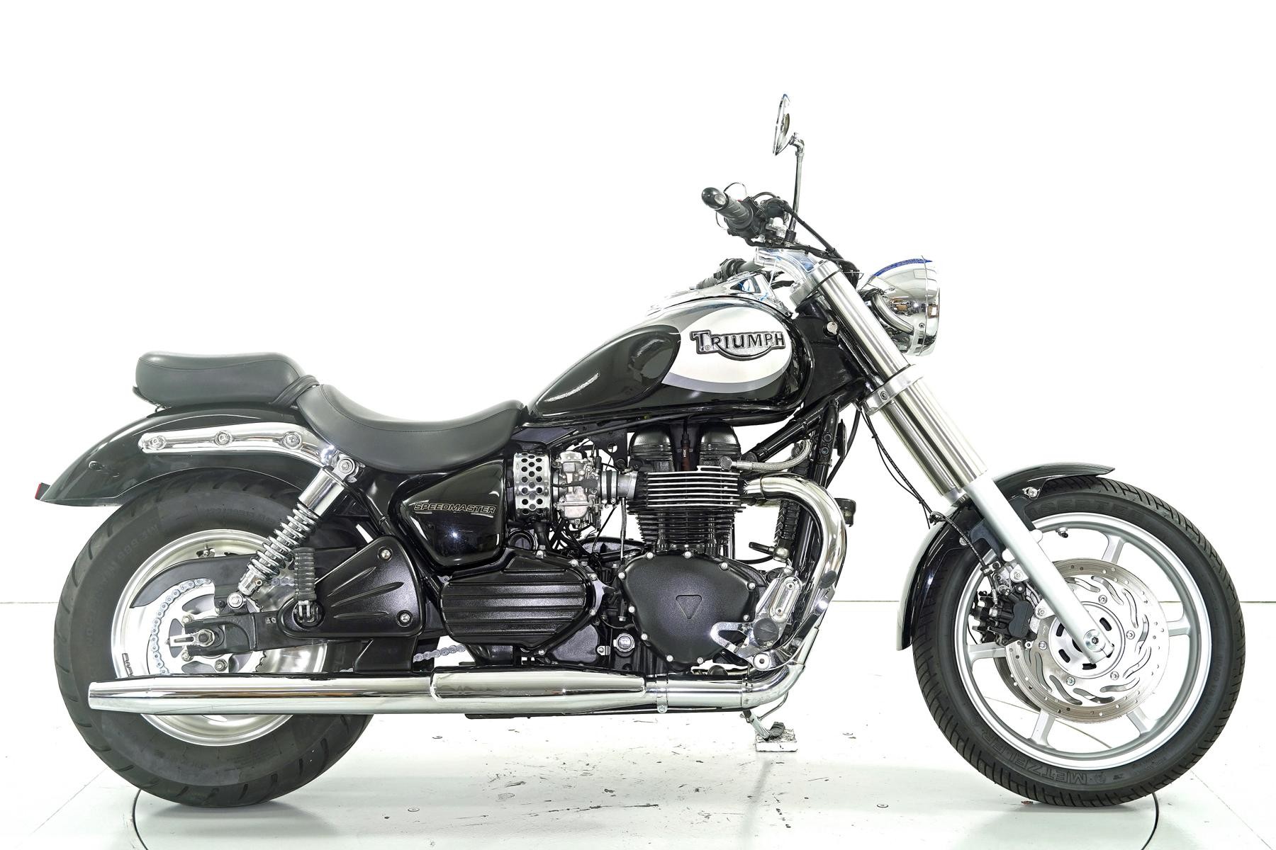 TRIUMPH Speedmaster-showroom-element-3