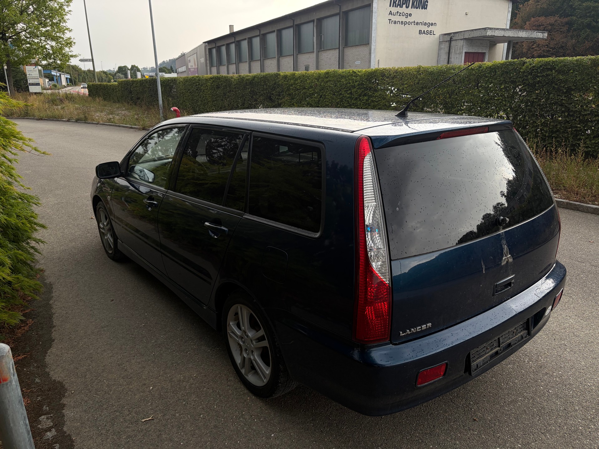 MITSUBISHI Lancer 2.0 Intense (Sport) Wagon-image-3