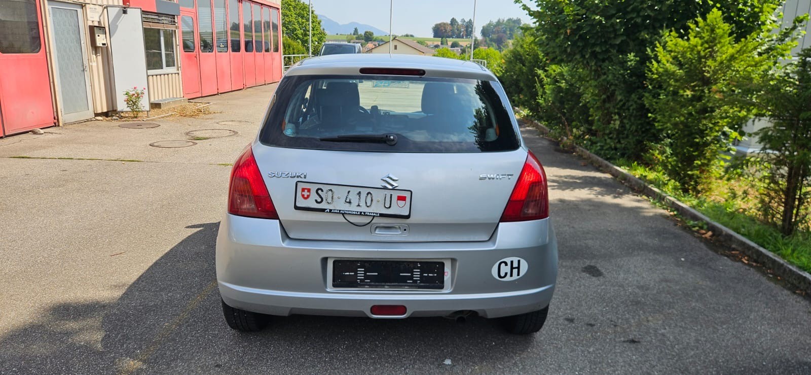 SUZUKI Swift 1.3i 16V GL-image-2