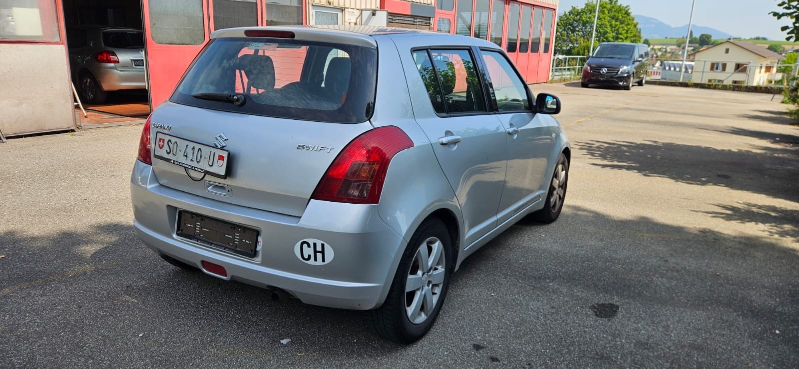SUZUKI Swift 1.3i 16V GL-image-7