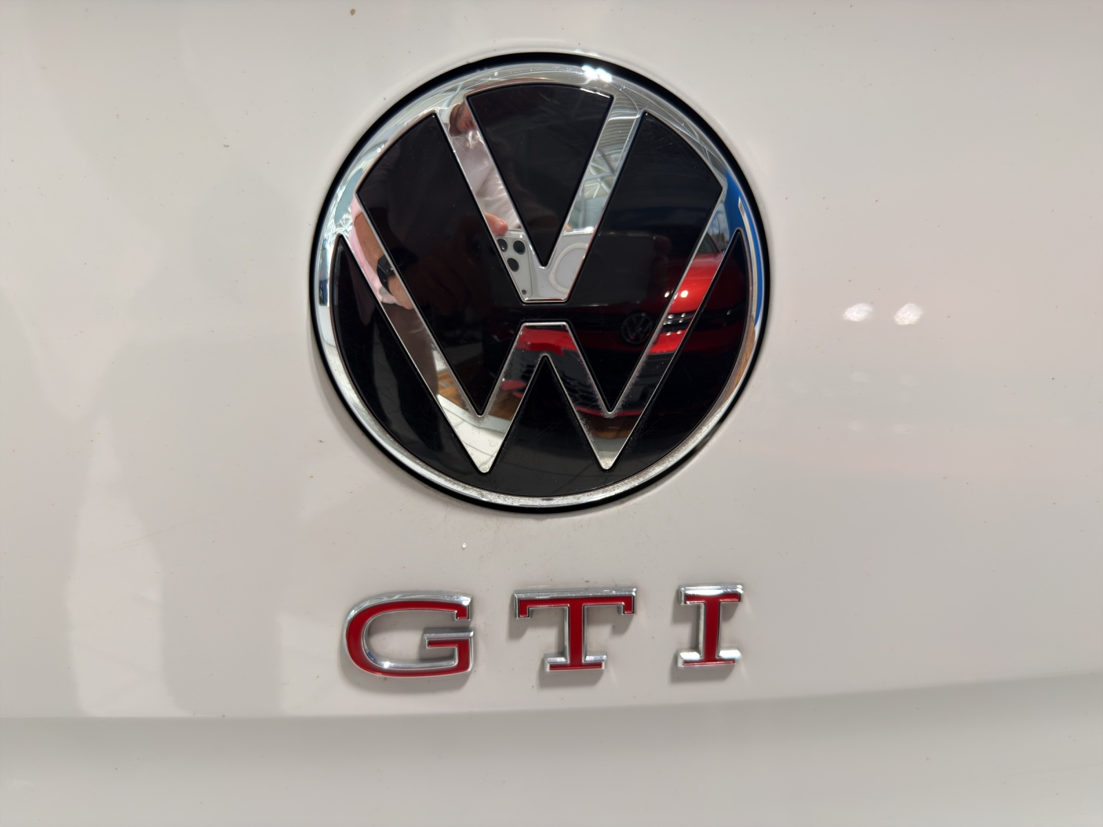VW Polo 2.0 TSI GTI DSG-image-13