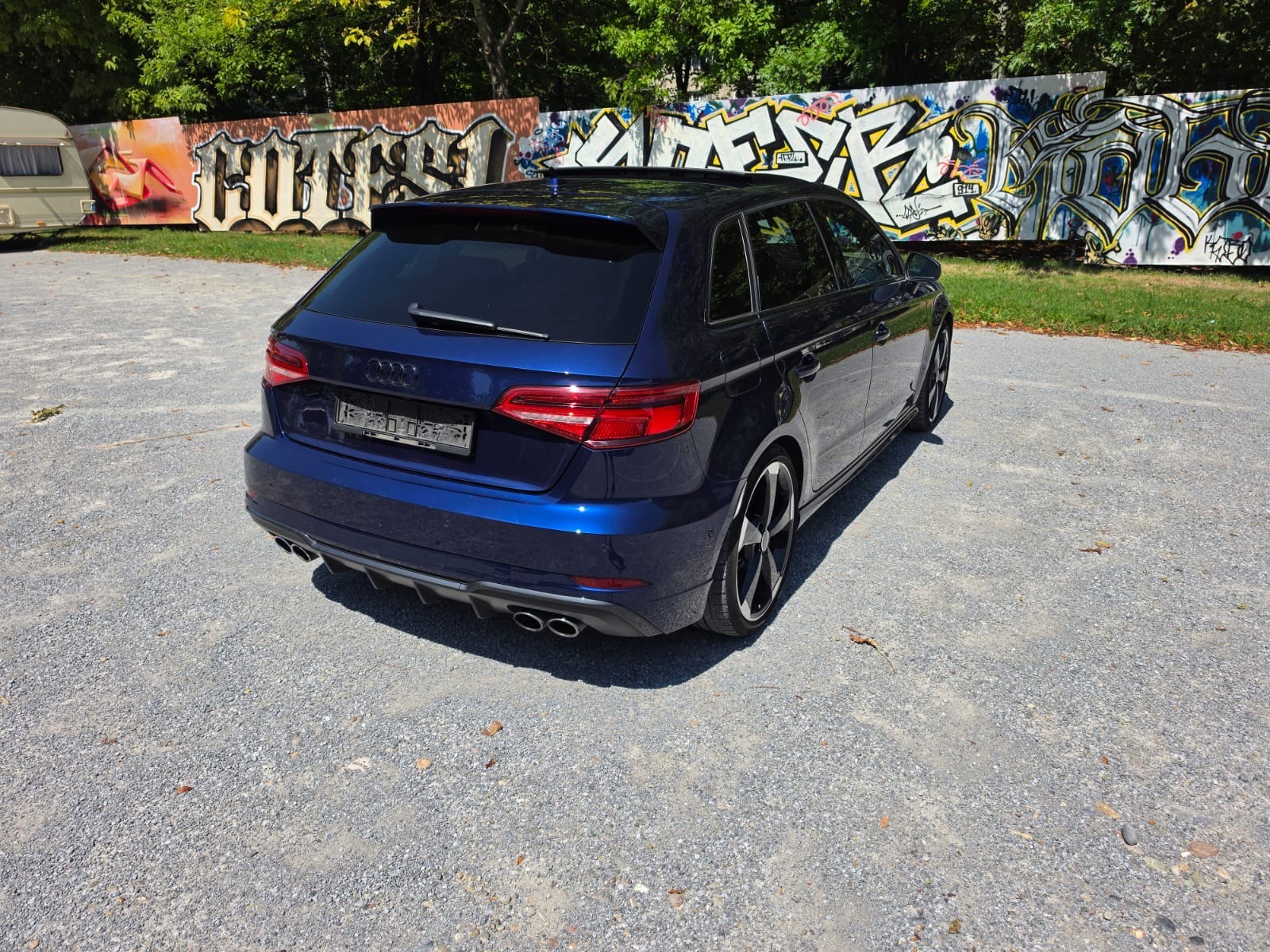 AUDI 2.0 T FSI quattro S-Tronic-image-1