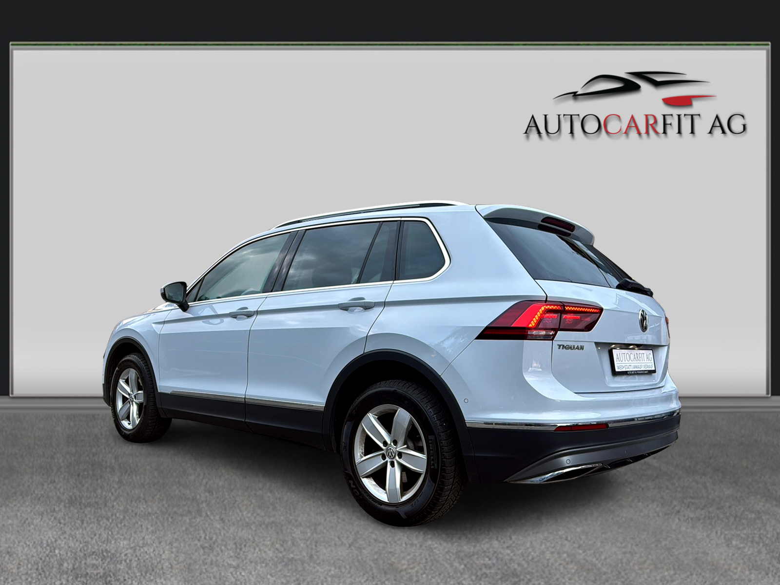 VW Tiguan 2.0TSI Highline 4Motion DSG-image-4