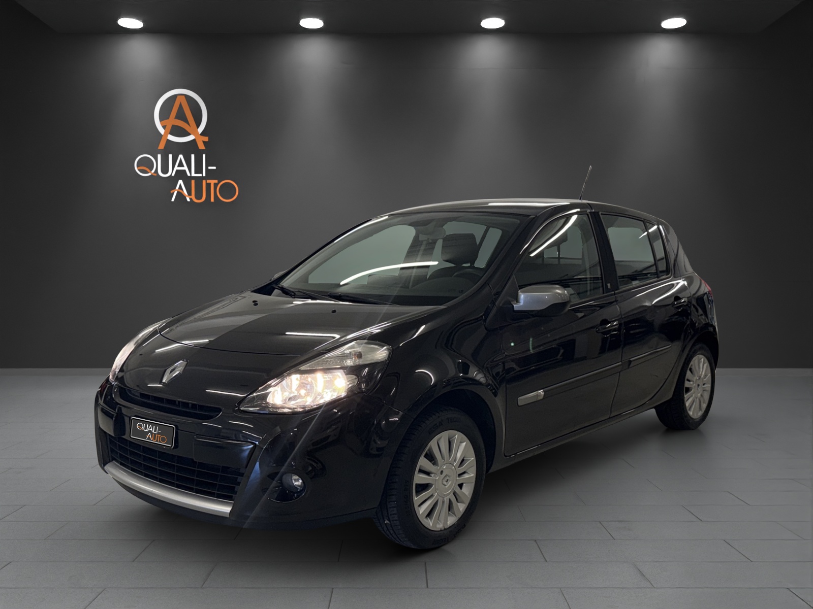RENAULT Clio 1.6 16V 20th Edition Automatic-showroom-element-2