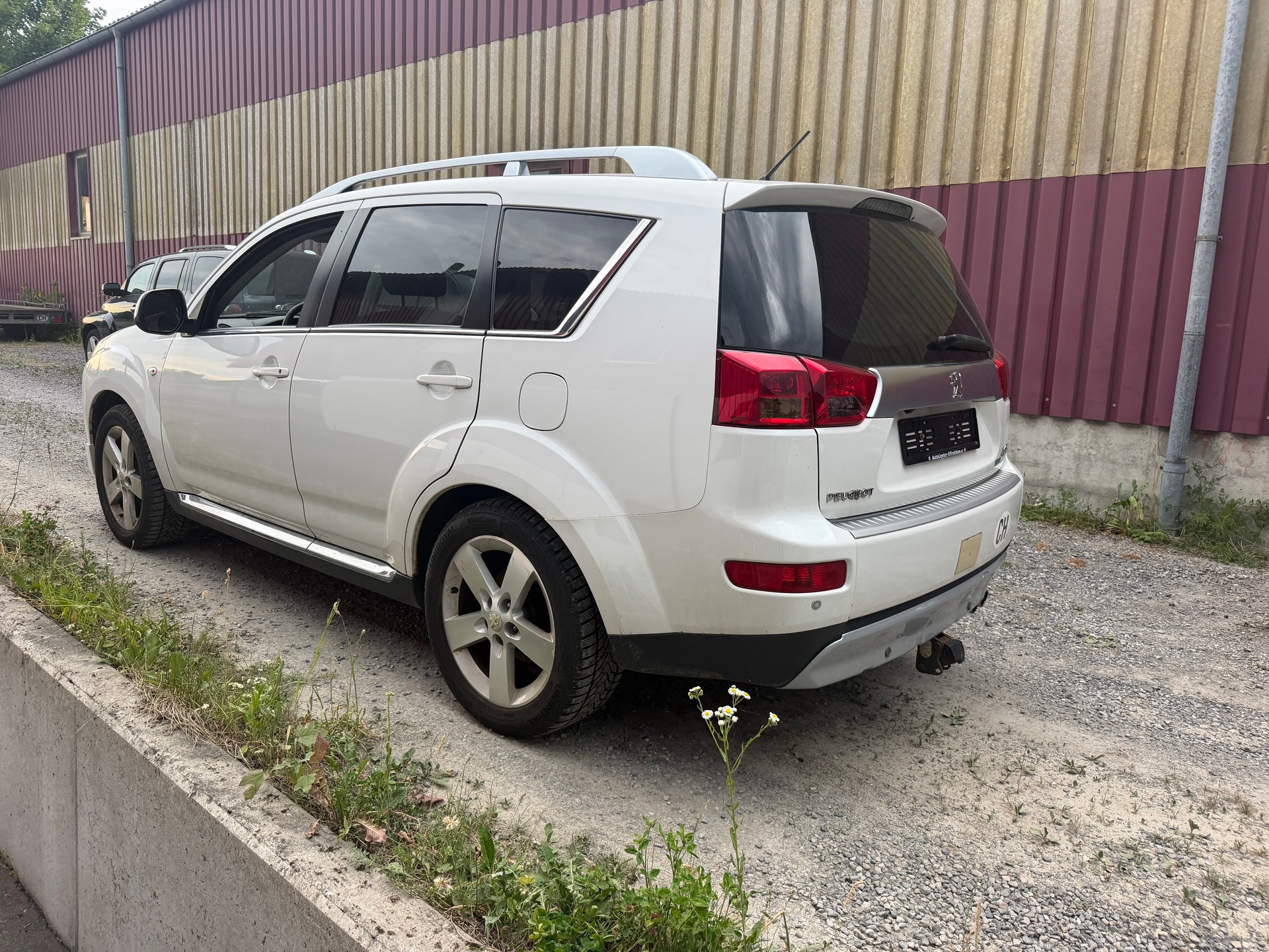 PEUGEOT 4007 2.2 HDi Lion Edition DCS6-image-8