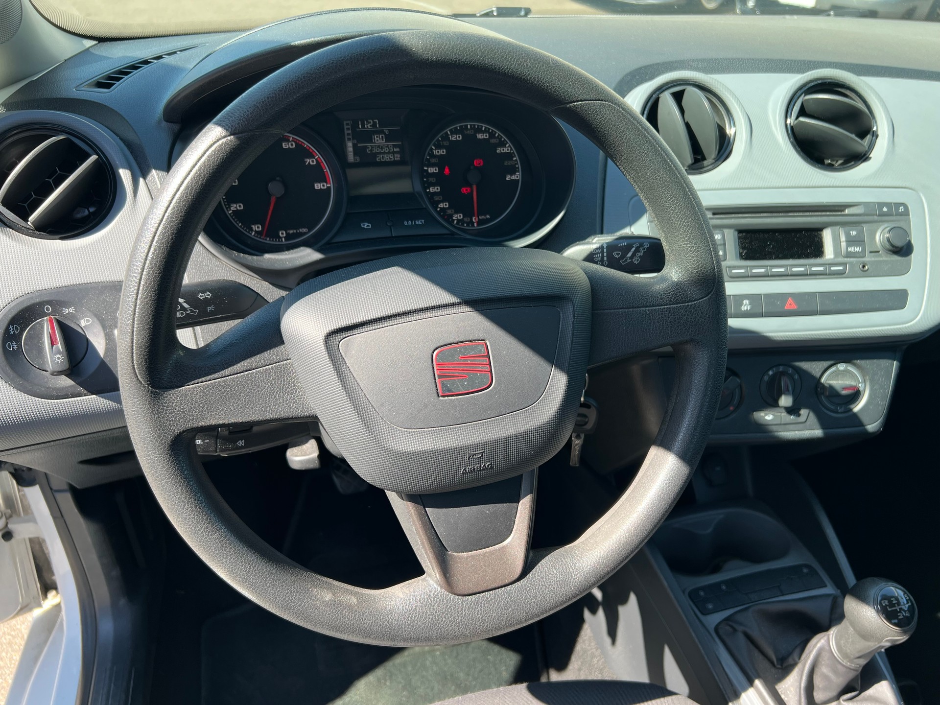 SEAT Ibiza 1.2 TSI FR-image-18
