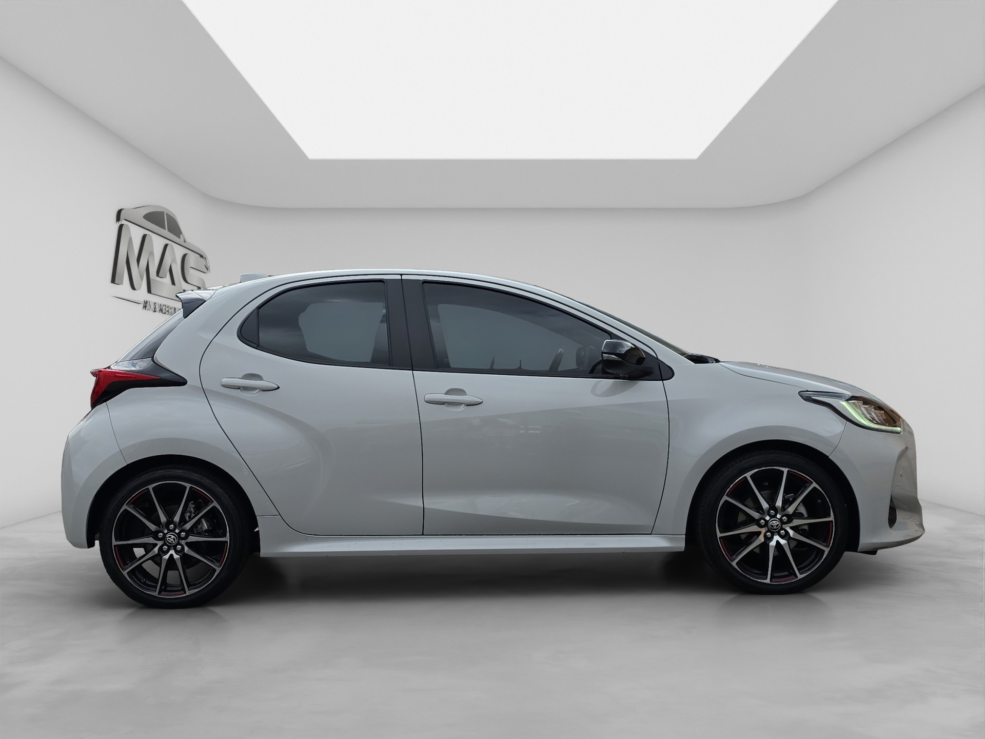 TOYOTA Yaris 1.5 GR Sport e-CVT-image-6