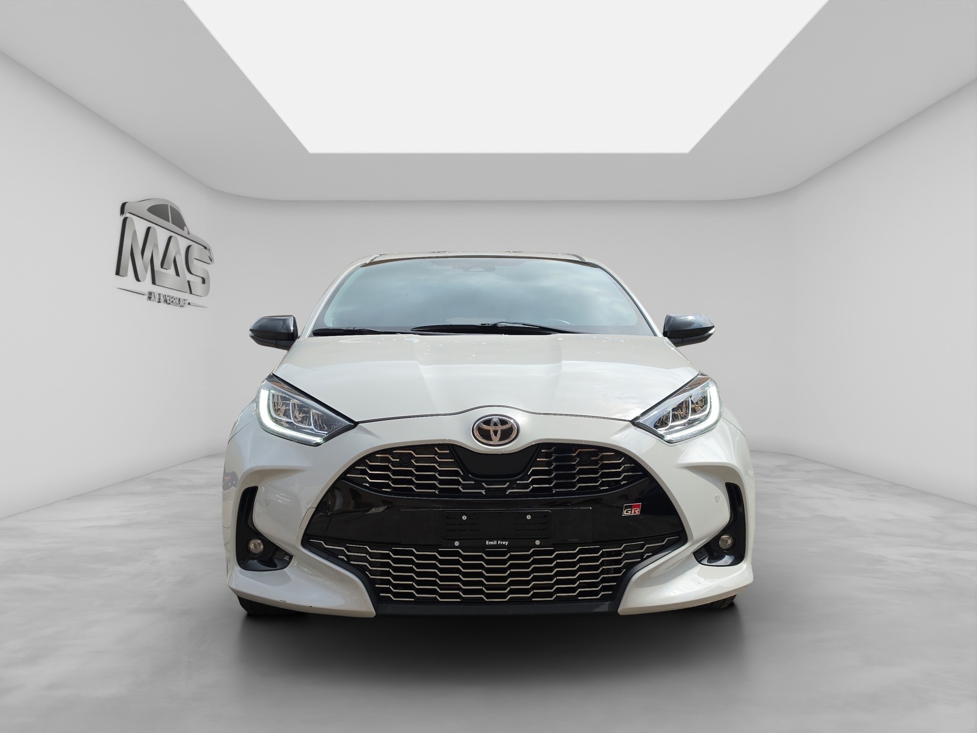 TOYOTA Yaris 1.5 GR Sport e-CVT-image-1