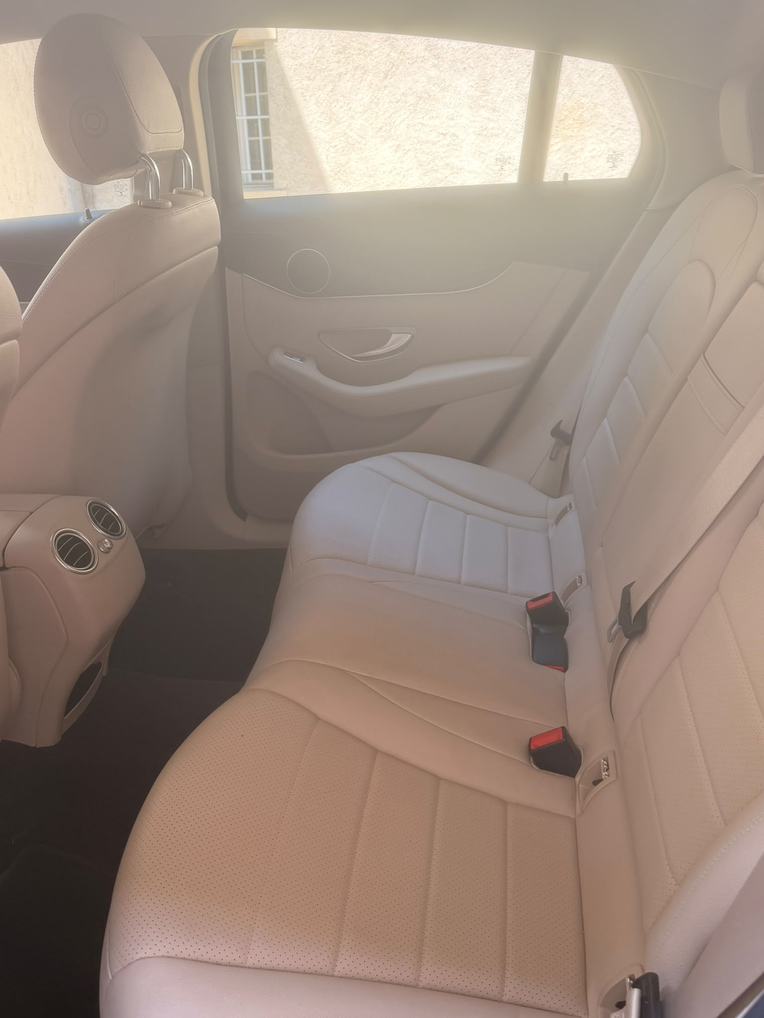 MERCEDES-BENZ GLC 250 AMG Line 4m-image-5