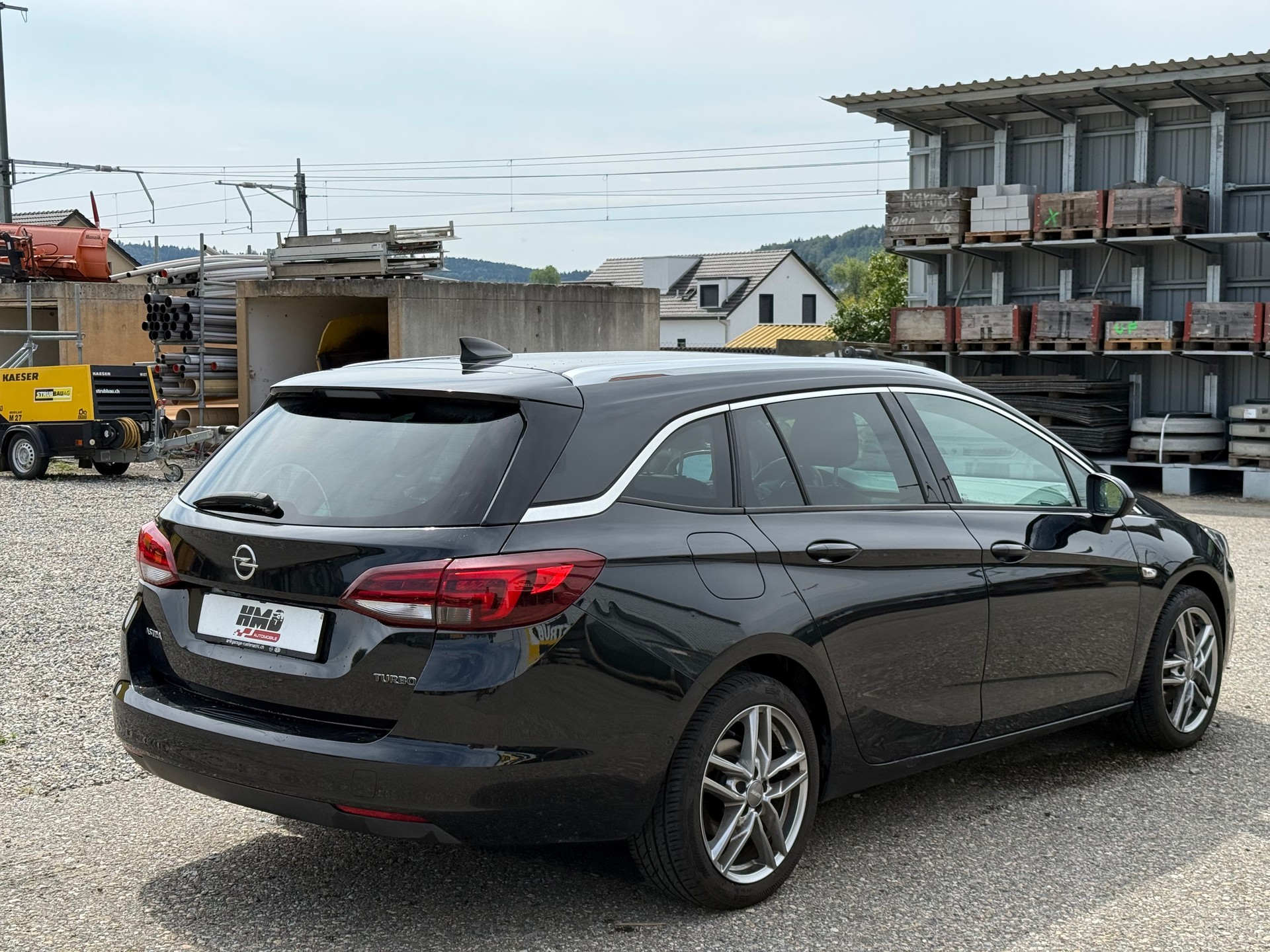 OPEL Astra Sports Tourer 1.4i Turbo Excellence-image-5