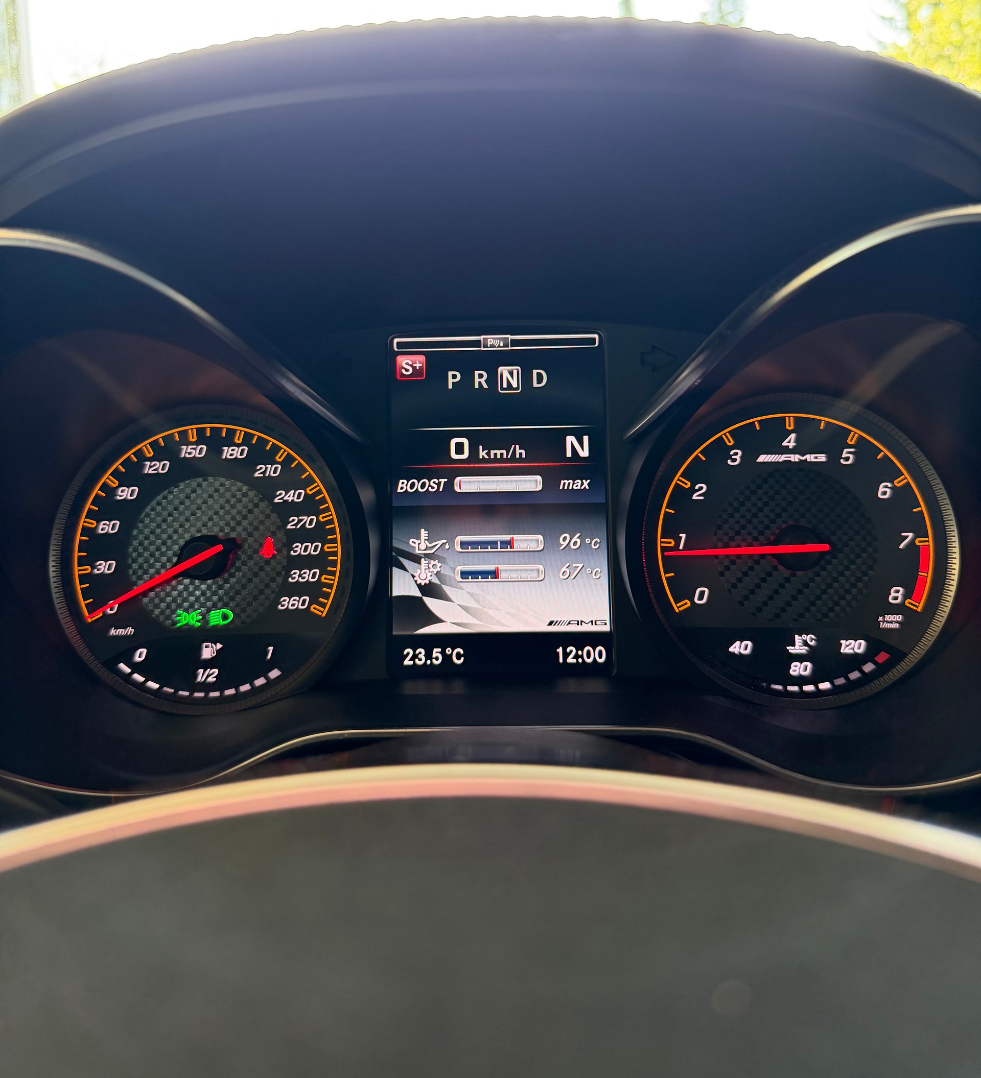 MERCEDES-BENZ AMG GT S Coupé-image-10
