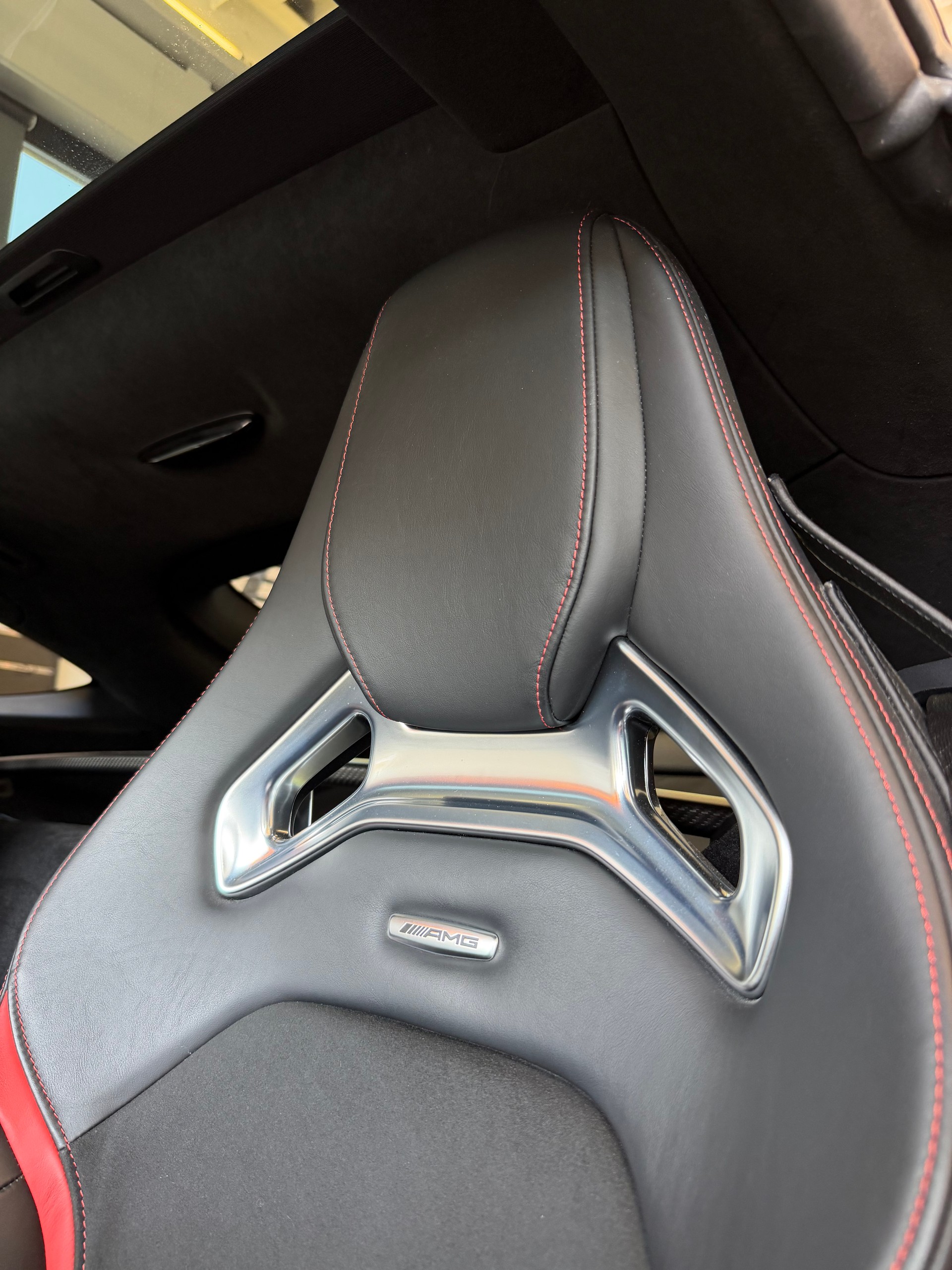 MERCEDES-BENZ AMG GT S Coupé-image-14
