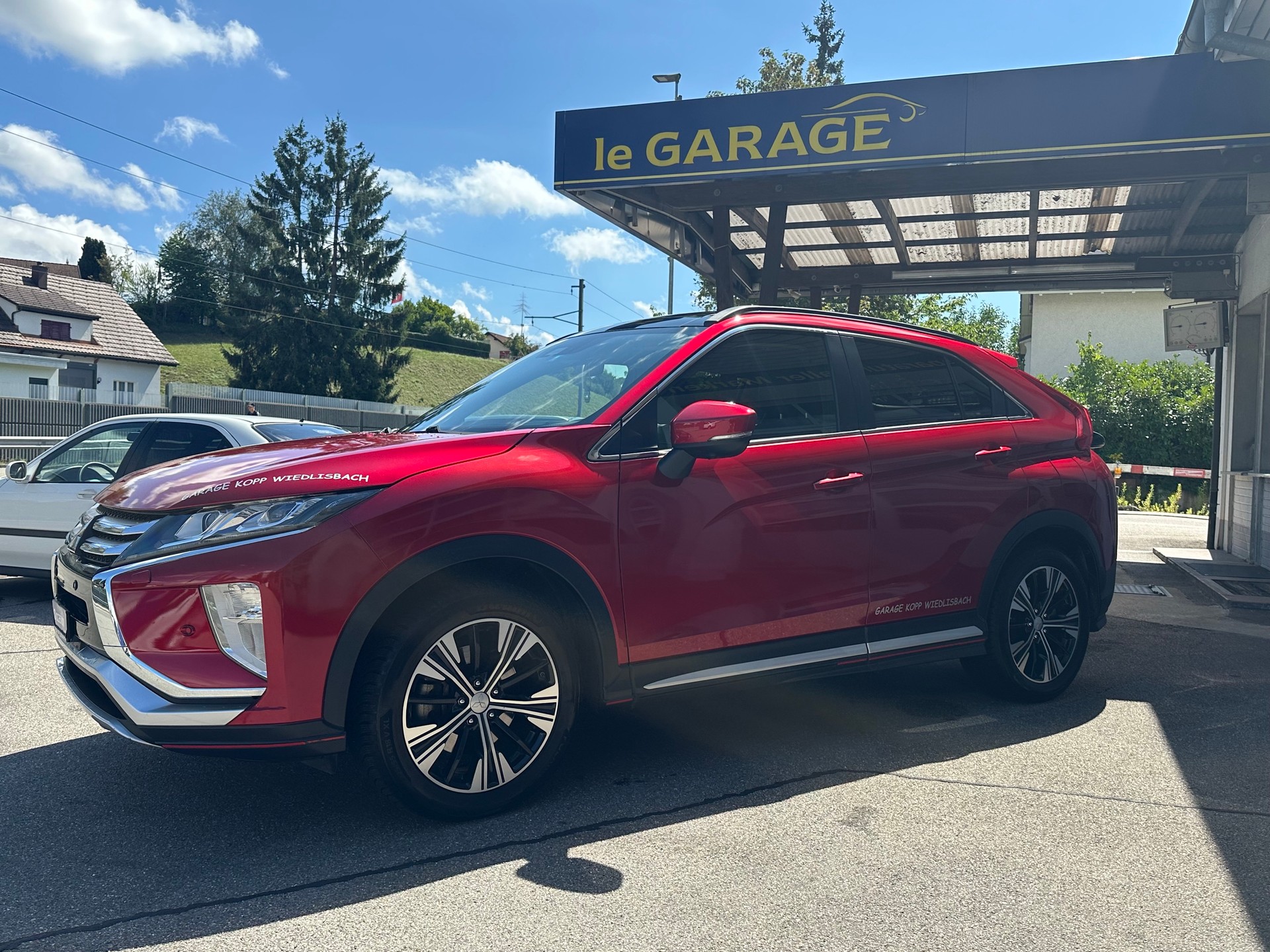 MITSUBISHI Eclipse Cross 1.5 T-Mivec Value 4WD CVT-image-2