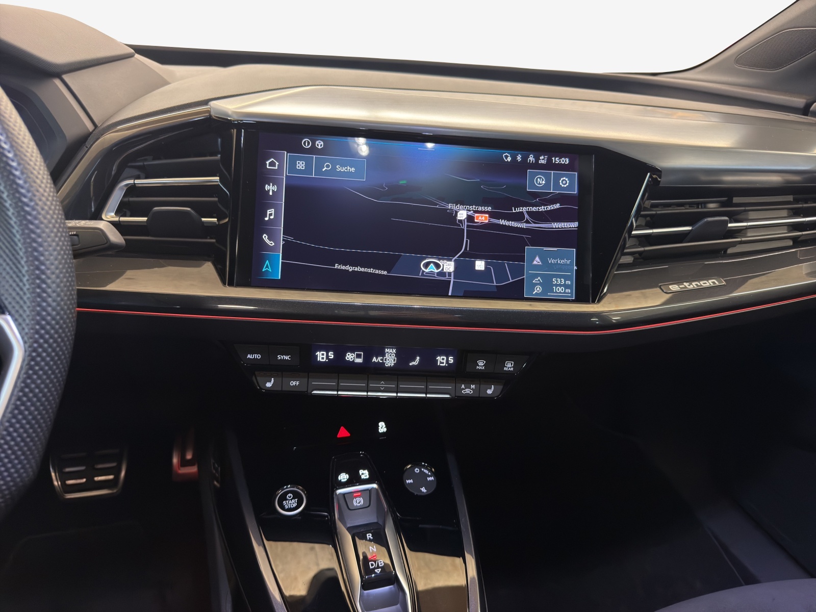 AUDI Q4 e-tron 50 quattro-image-10
