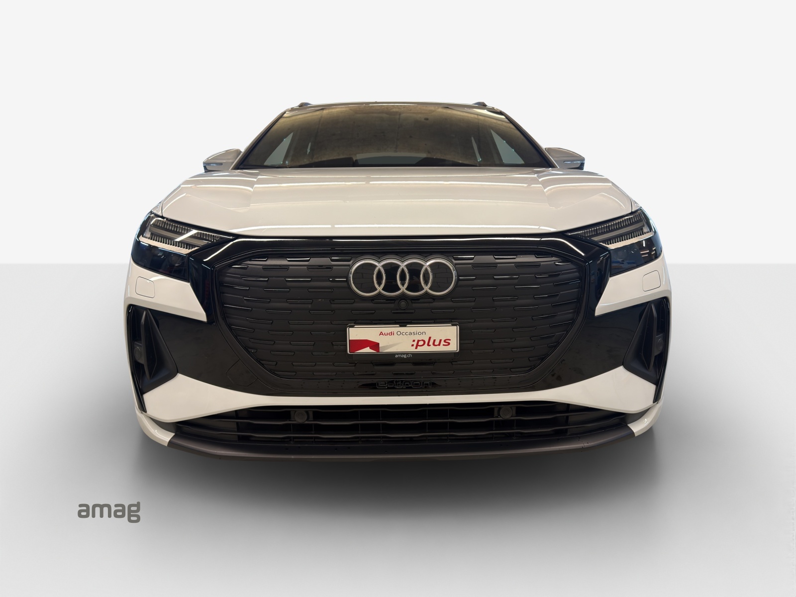 AUDI Q4 e-tron 50 quattro-image-6