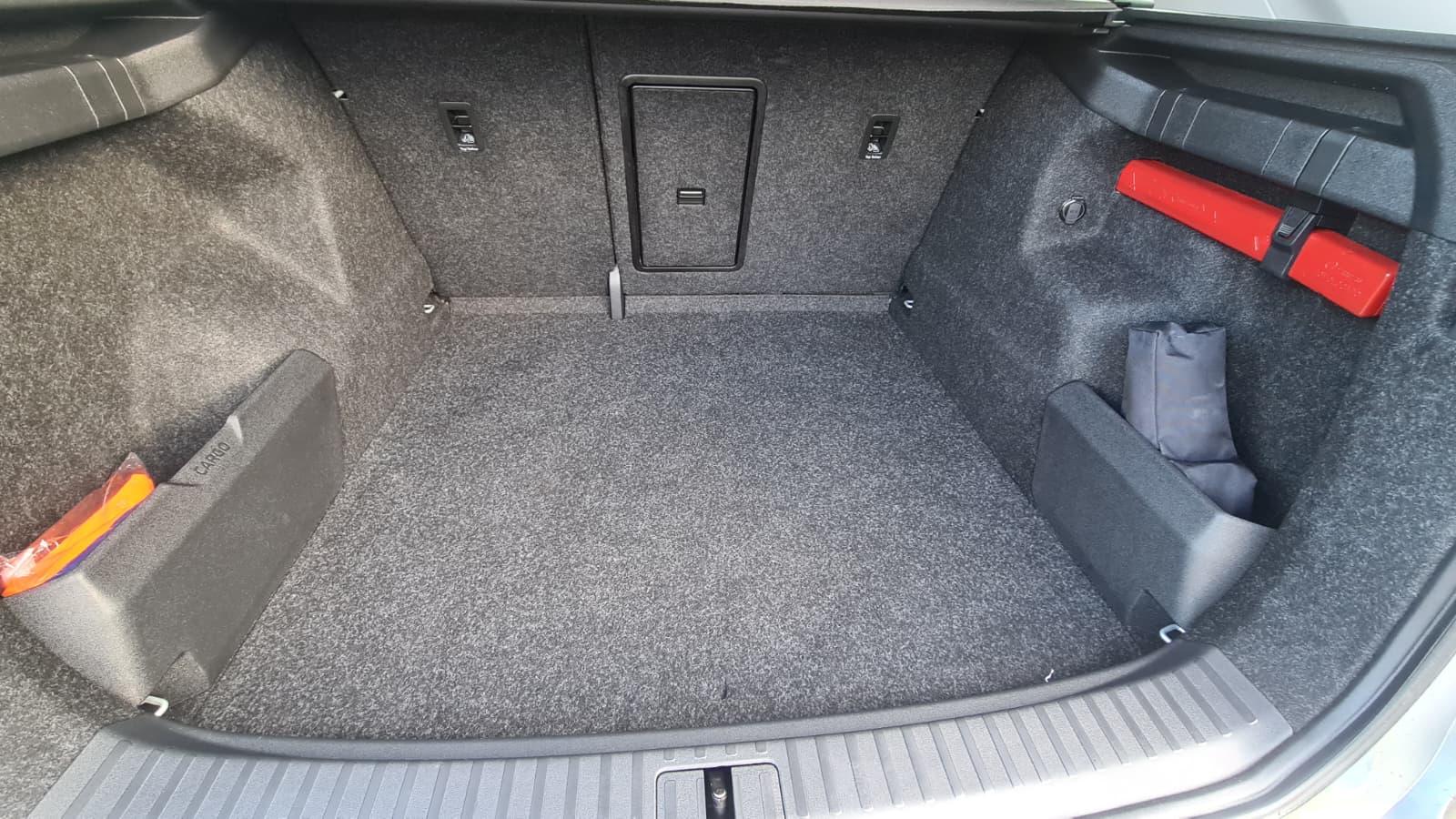 SKODA Enyaq iV 80 ** SoH werth 97% ** Teil-Leder ** Gr-Navi ** RF-Kamera ** Virtual Cockpit ** Neues Modell 2023 **-image-8