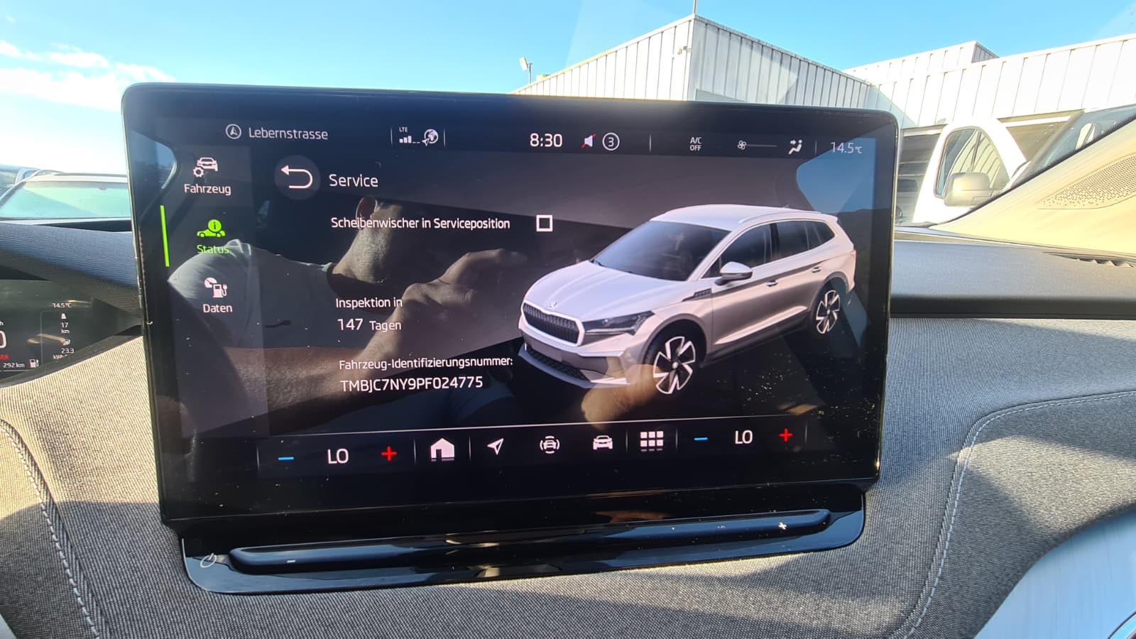 SKODA Enyaq iV 80 ** SoH werth 97% ** Teil-Leder ** Gr-Navi ** RF-Kamera ** Virtual Cockpit ** Neues Modell 2023 **-image-13
